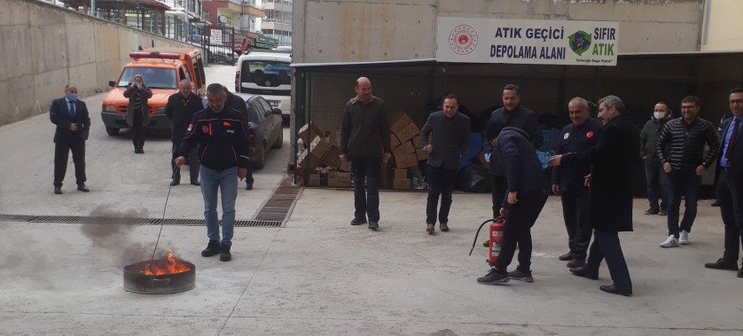 İl Afet ve Acil Durum İl Müdürlüğü Tarafından Yangın Tatbikatı Eğitimi Yapılmıştır