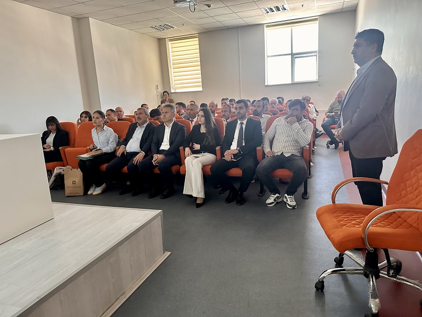 Kırıkkale’de Akıllı Şehir Dönüşümüne Yönelik Eğitim Toplantısı Düzenlendi