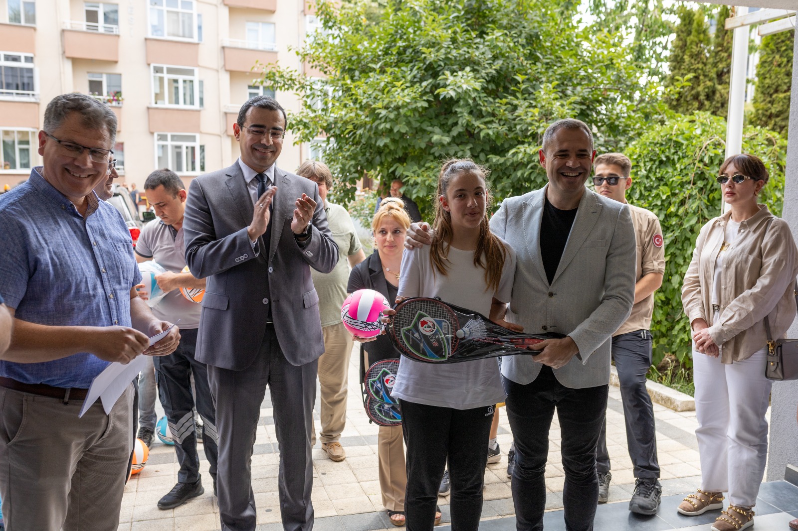 Çevre Haftası Resim ve Geri Dönüşüm Sergisi