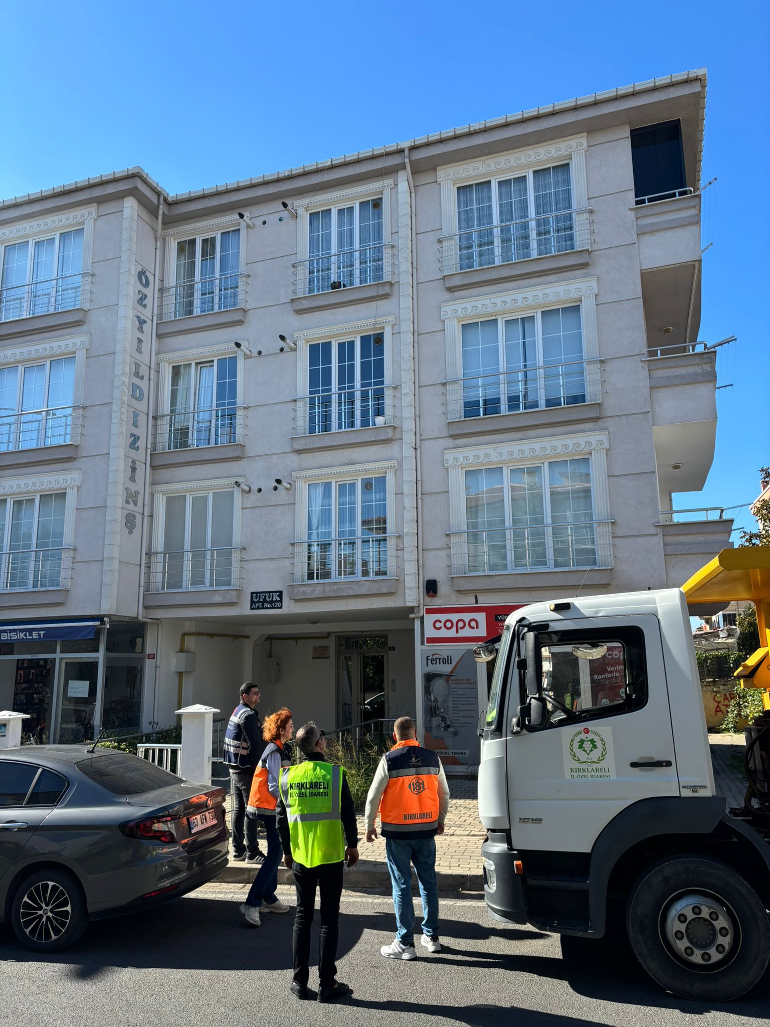 Kırklareli Bölge Düzeyi Afet Tatbikatı Valimiz Sayın Uğur Turan’ın yönetim ve koordinasyonunda gerçekleştirildi.