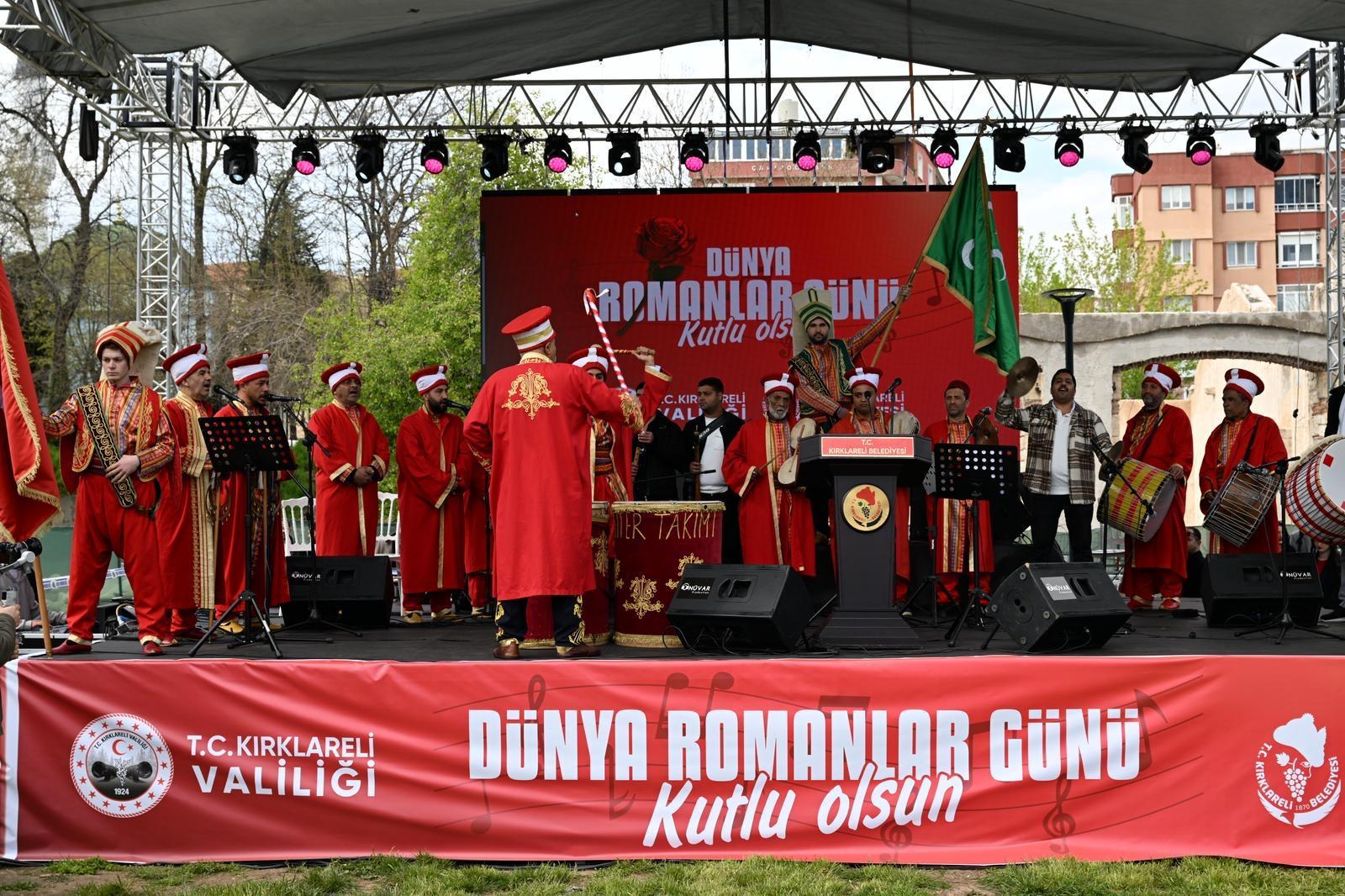Millet Bahçesinde düzenlenen ''Dünya Romanlar Günü'' etkinliğine İl Müdürlüğümüz olarak katılım sağladık.