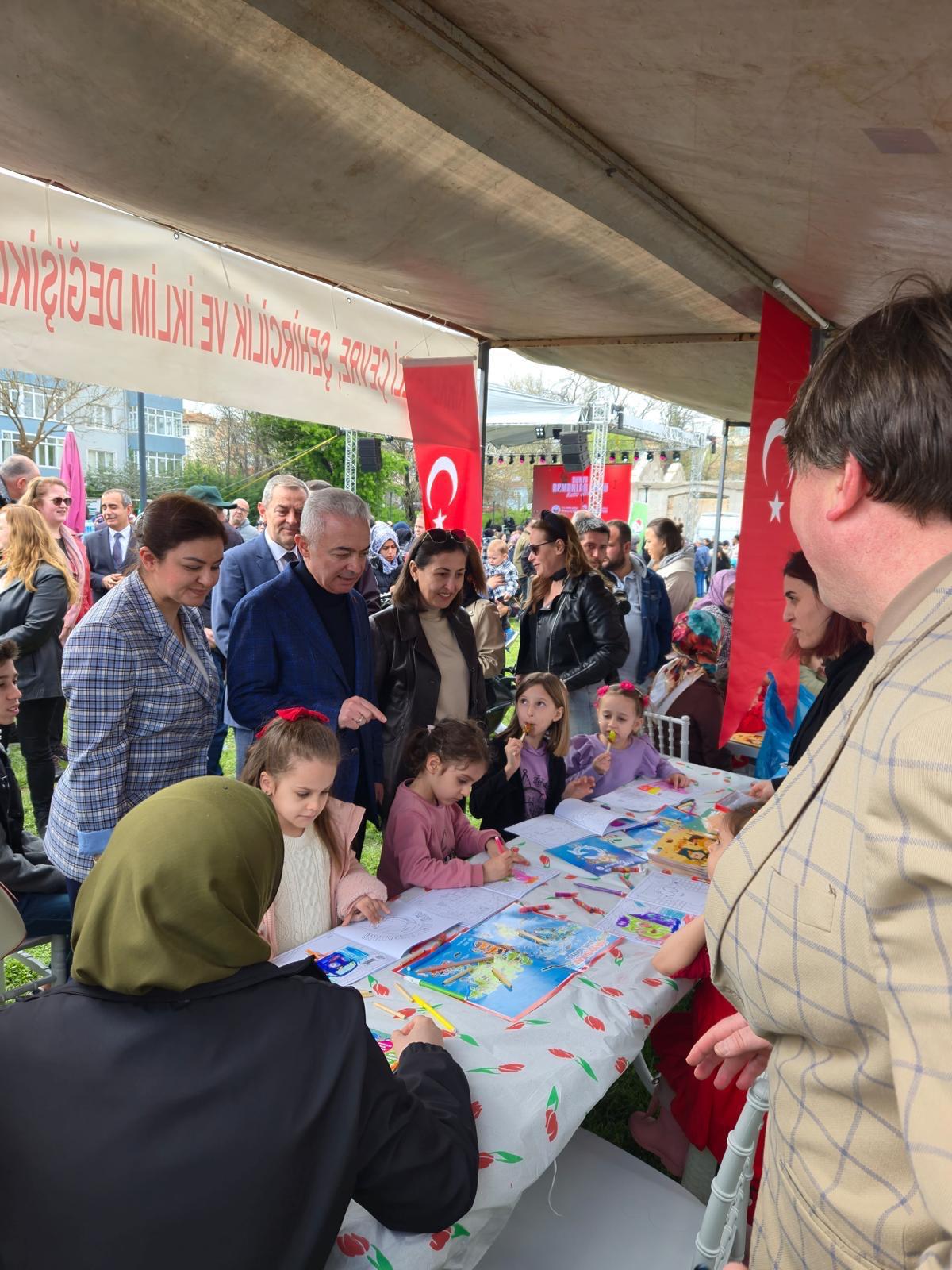 Millet Bahçesinde düzenlenen ''Dünya Romanlar Günü'' etkinliğine İl Müdürlüğümüz olarak katılım sağladık.