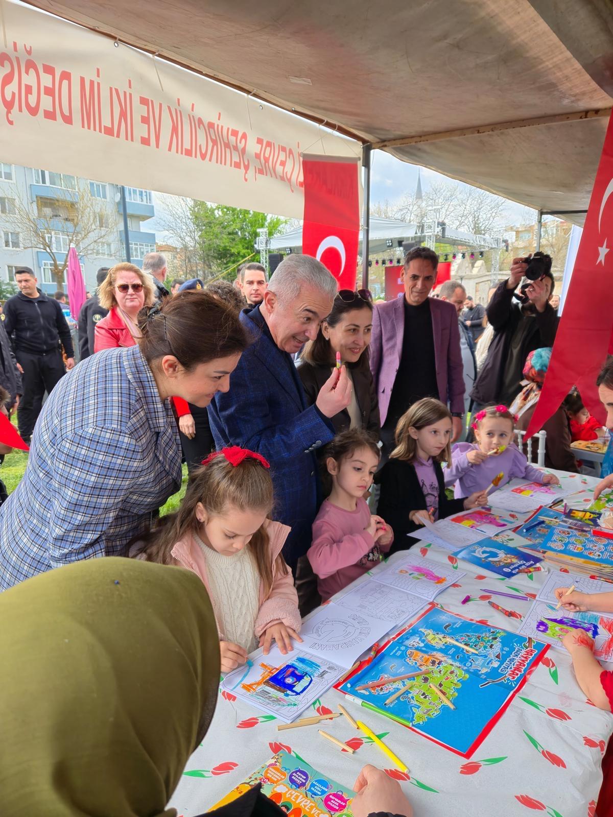 Millet Bahçesinde düzenlenen ''Dünya Romanlar Günü'' etkinliğine İl Müdürlüğümüz olarak katılım sağladık.