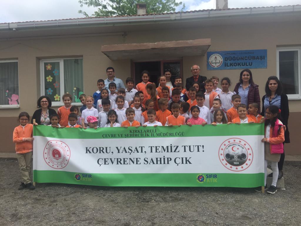 SIFIR ATIK PROJESİ KAPSAMINDA LÜLEBURGAZ DÜĞÜNCÜBAŞI İLKOKULU ÖĞRENCİLERİNE ÇEVRE VE SIFIR ATIK KONULU SUNUM YAPILDI