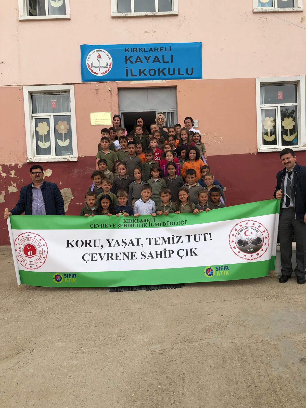 SIFIR ATIK PROJESİ KAPSAMINDA KIRKLARELİ KAYALI İLKOKULU ÖĞRENCİLERİNE ÇEVRE VE SIFIR ATIK KONULU SUNUM YAPILDI