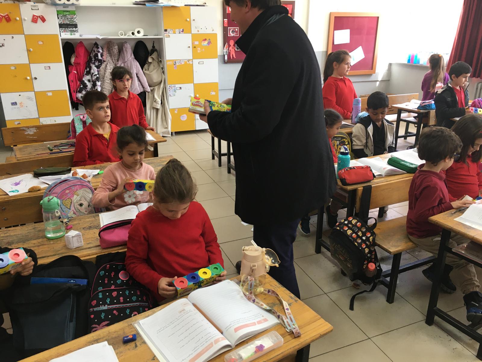 Sıfır atık ve geri dönüşüm konularında eğitimlerimiz devam ediyor.