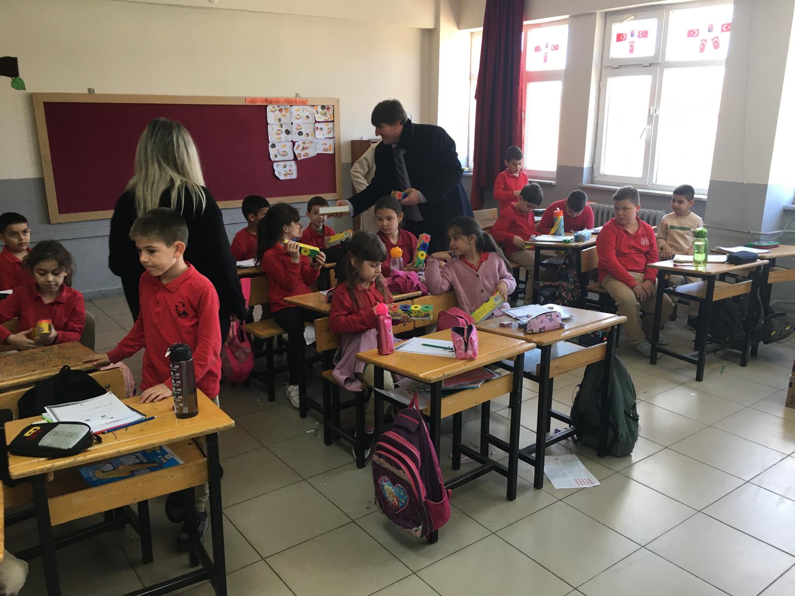 Sıfır atık ve geri dönüşüm konularında eğitimlerimiz devam ediyor.