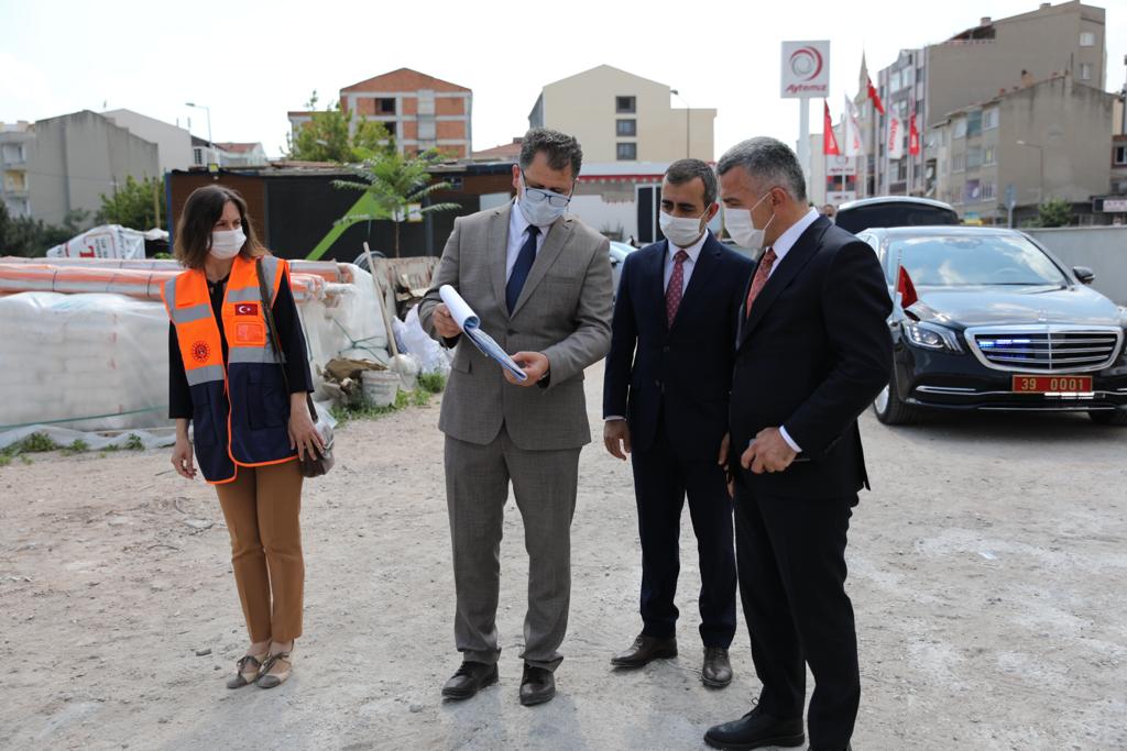 Valimiz Sayın Osman BİLGİN, yapımı Devam Eden İŞKUR Hizmet Binası inşaatında incelemelerde bulundu.