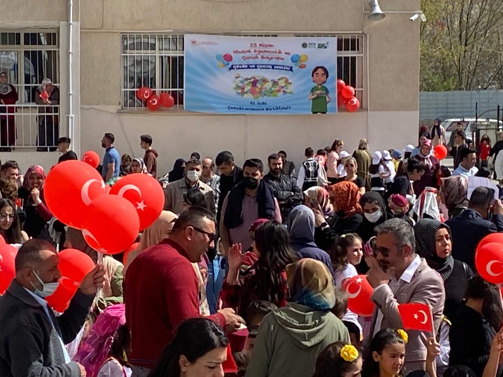 23 Nisan “Çevre ve Çocuk Şenliği” Etkinliği Düzenlendi.