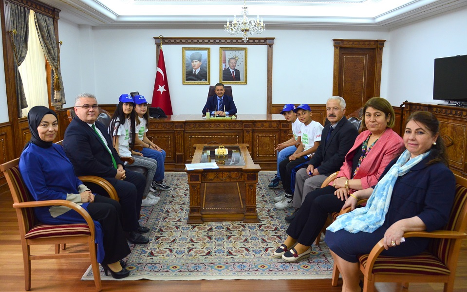 5 Haziran Türkiye Çevre Haftası Etkinlikleri Kapsamında Çelenk Koyma ve Sayın Valimiz H. Mete BUHARA makamında ziyaret edildi.