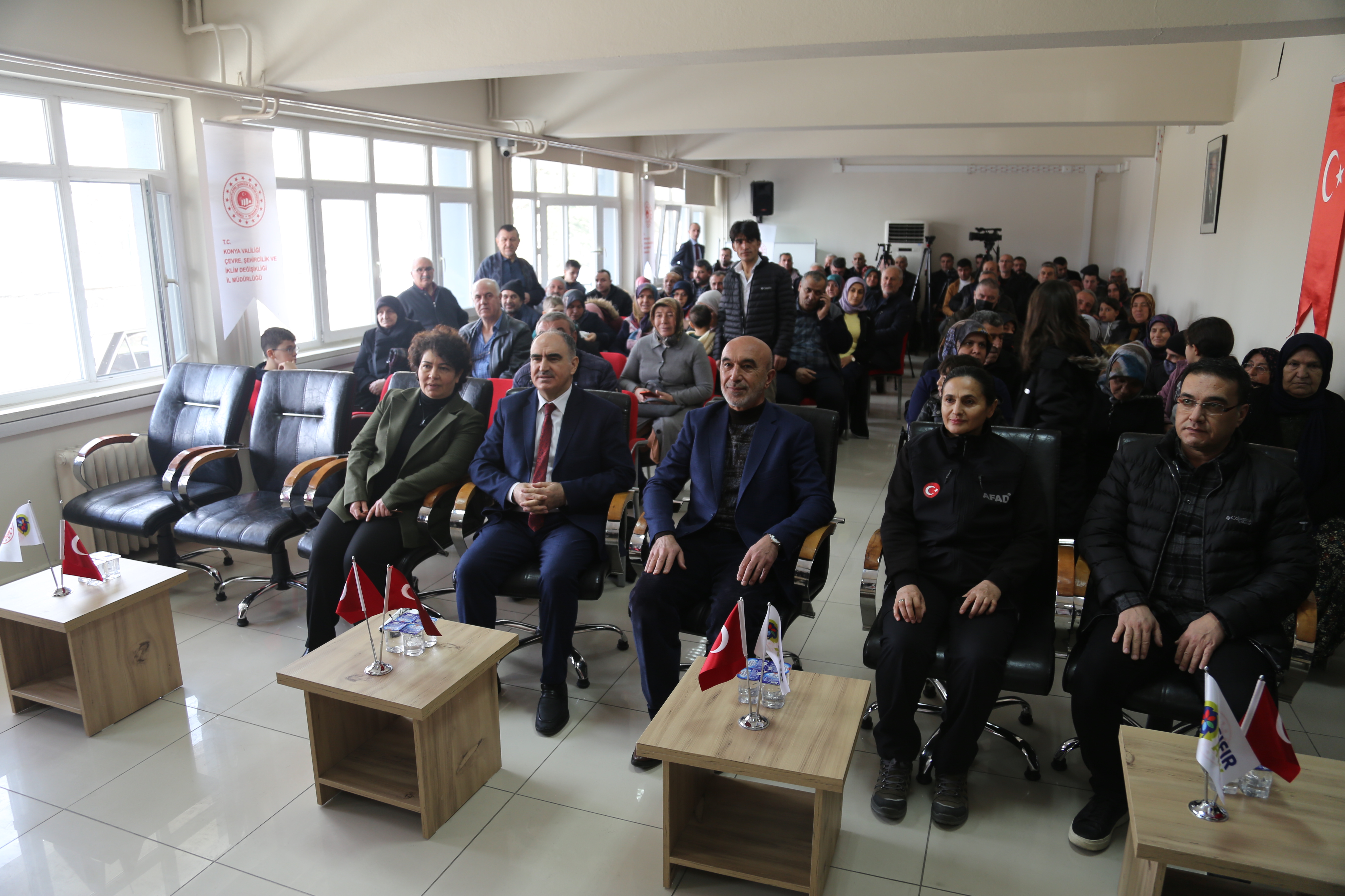 Depremde Hasar Gören Konutların Yenileri Yapılarak Hak Sahiplerince Kura Çekimi Yapıldı.