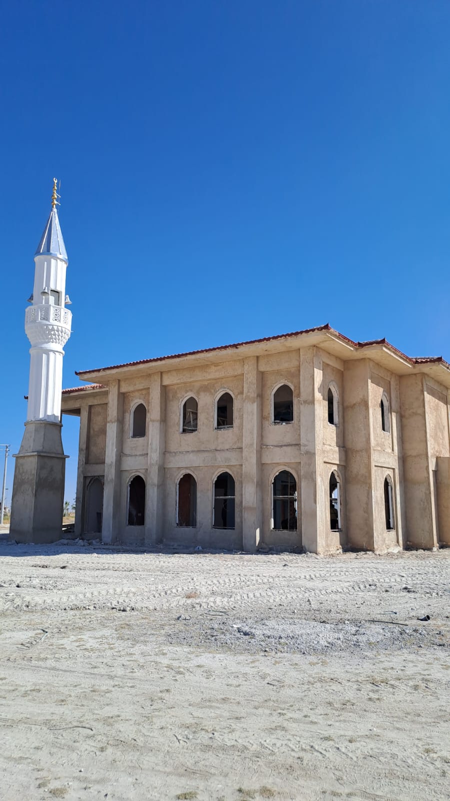 İl Müdürümüz Dedemli Konutlarında yapımı devam eden cami, külliye ve kütüphanede incelemelerde bulundu