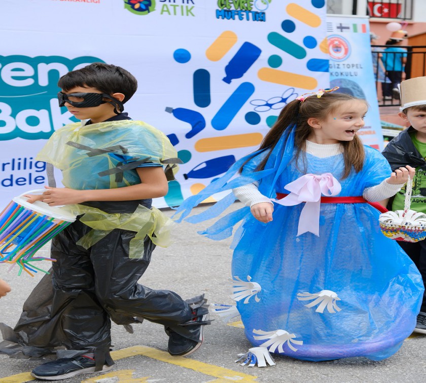 Türkiye Çevre Haftası Çevrene İyi Bak, Plastik Kirliliği Mottosuyla  Cengiz Topel İlkokulu'nda Kutlandı.