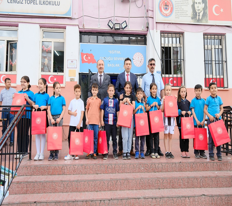 Türkiye Çevre Haftası Çevrene İyi Bak, Plastik Kirliliği Mottosuyla  Cengiz Topel İlkokulu'nda Kutlandı.