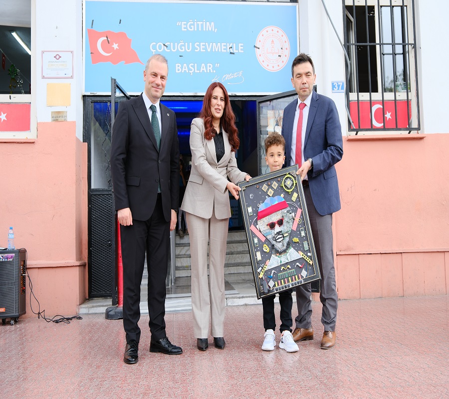 Türkiye Çevre Haftası Çevrene İyi Bak, Plastik Kirliliği Mottosuyla  Cengiz Topel İlkokulu'nda Kutlandı.