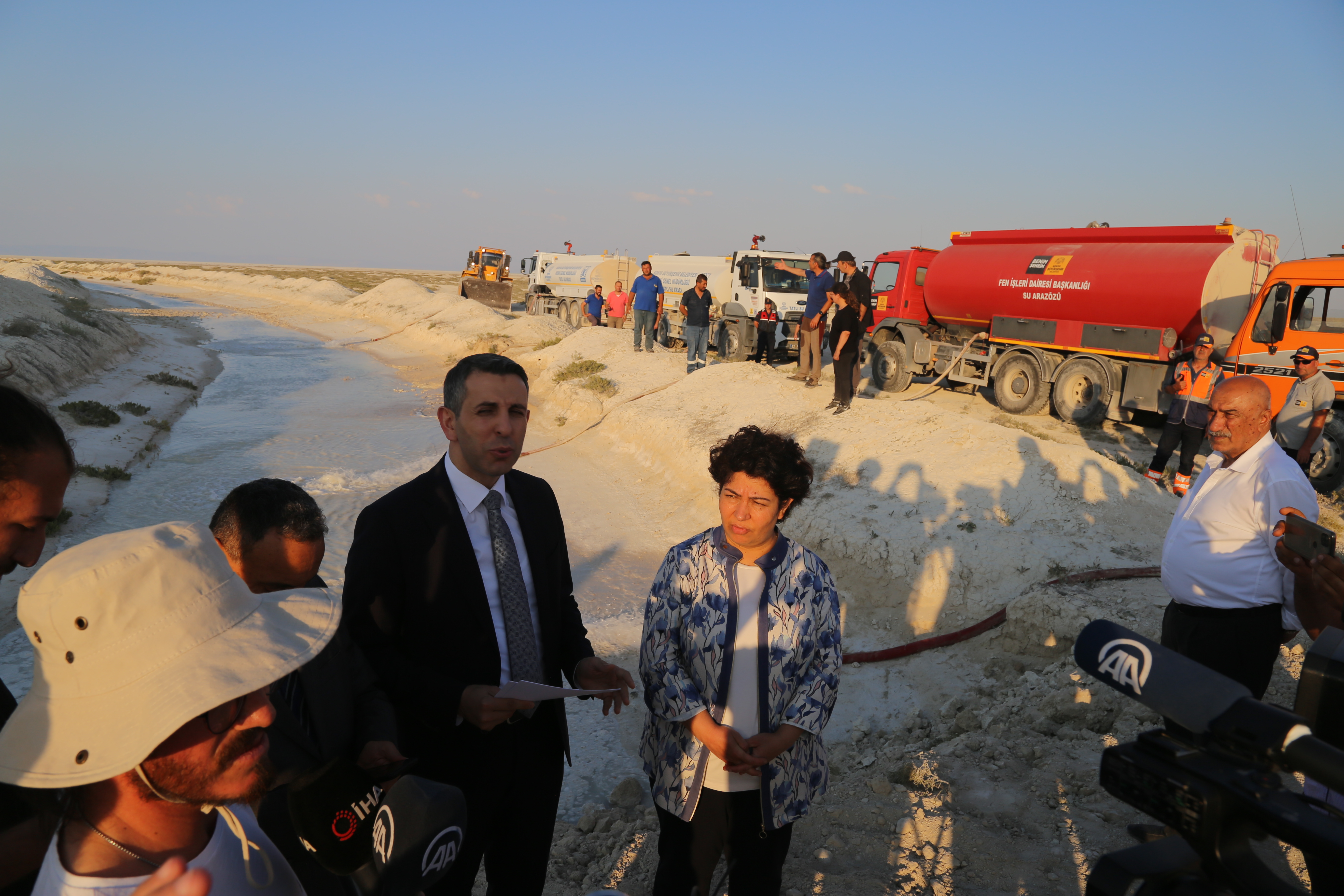 ÜLKEMİZİN EN ÖNEMLİ KUŞ TÜRLERİNDEN “FLAMİNGOLAR” KORUMA ALTINDA