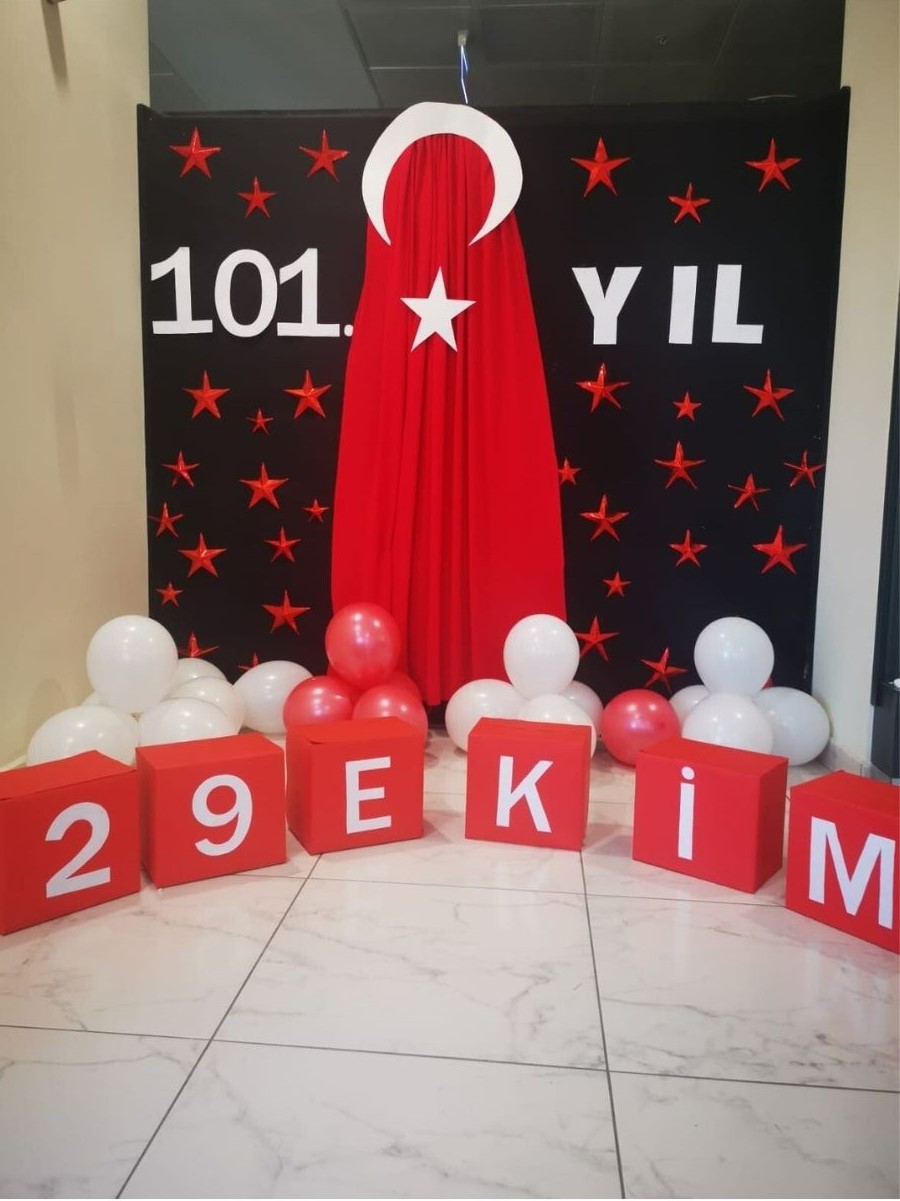CUMHURİYETİMİZİN 101.YILI KUTLU OLSUN