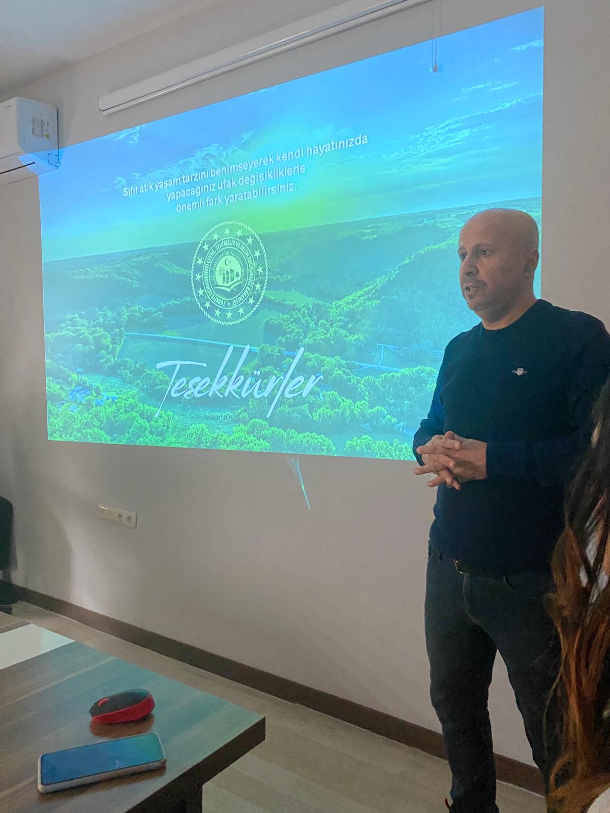 2025 Yılı Sıfır Atık Projesi Kapsamında Bilgilendirme Eğitimi Domaniç’te Gerçekleştirildi.