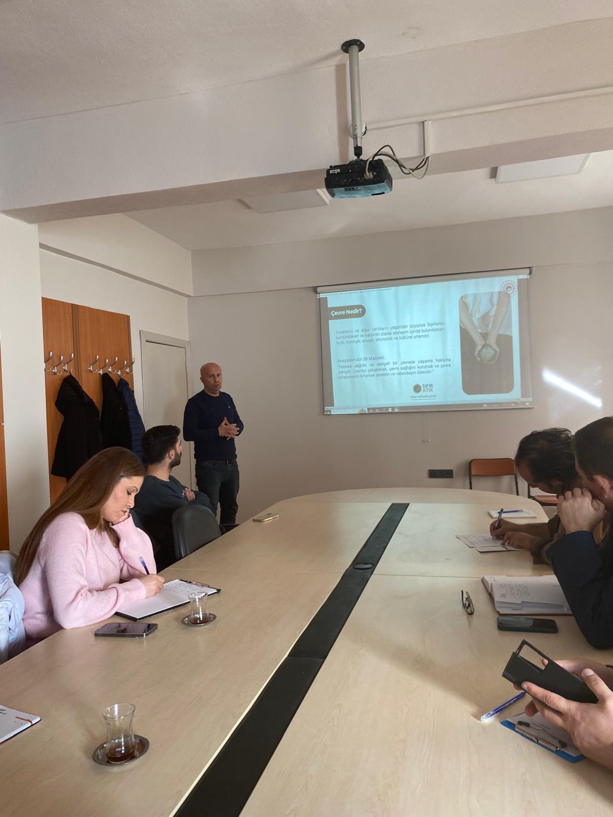 Çavdarhisar’da Sıfır Atık Yönetimi Eğitimi Düzenlendi