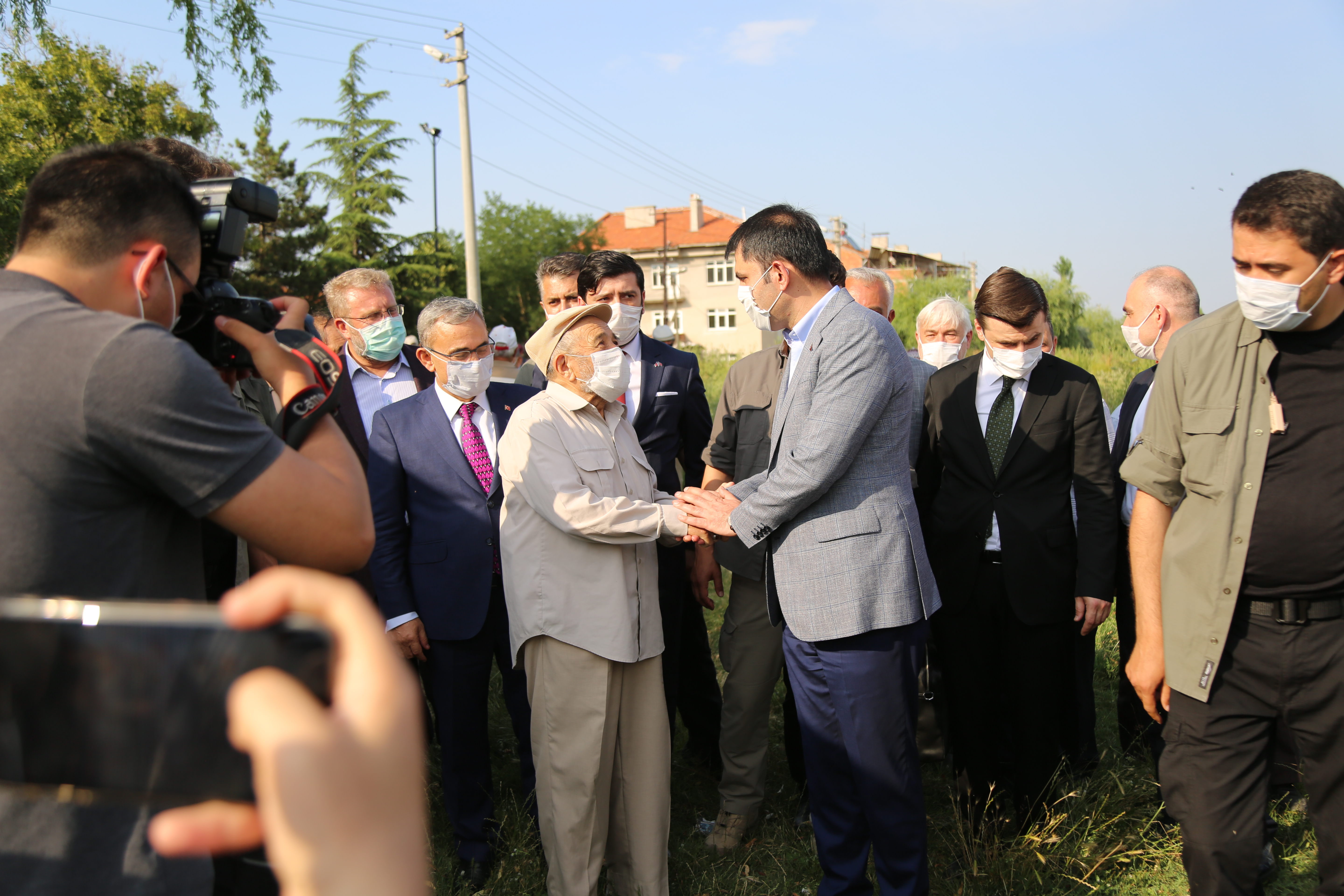 Çevre ve Şehircilik Bakanımız Sayın Murat KURUM Kütahya’yı ziyaretlerinde: İlimizi Çevre ve Şehircilik Yatırımları ile Kalkındıracağımızı söyledi.