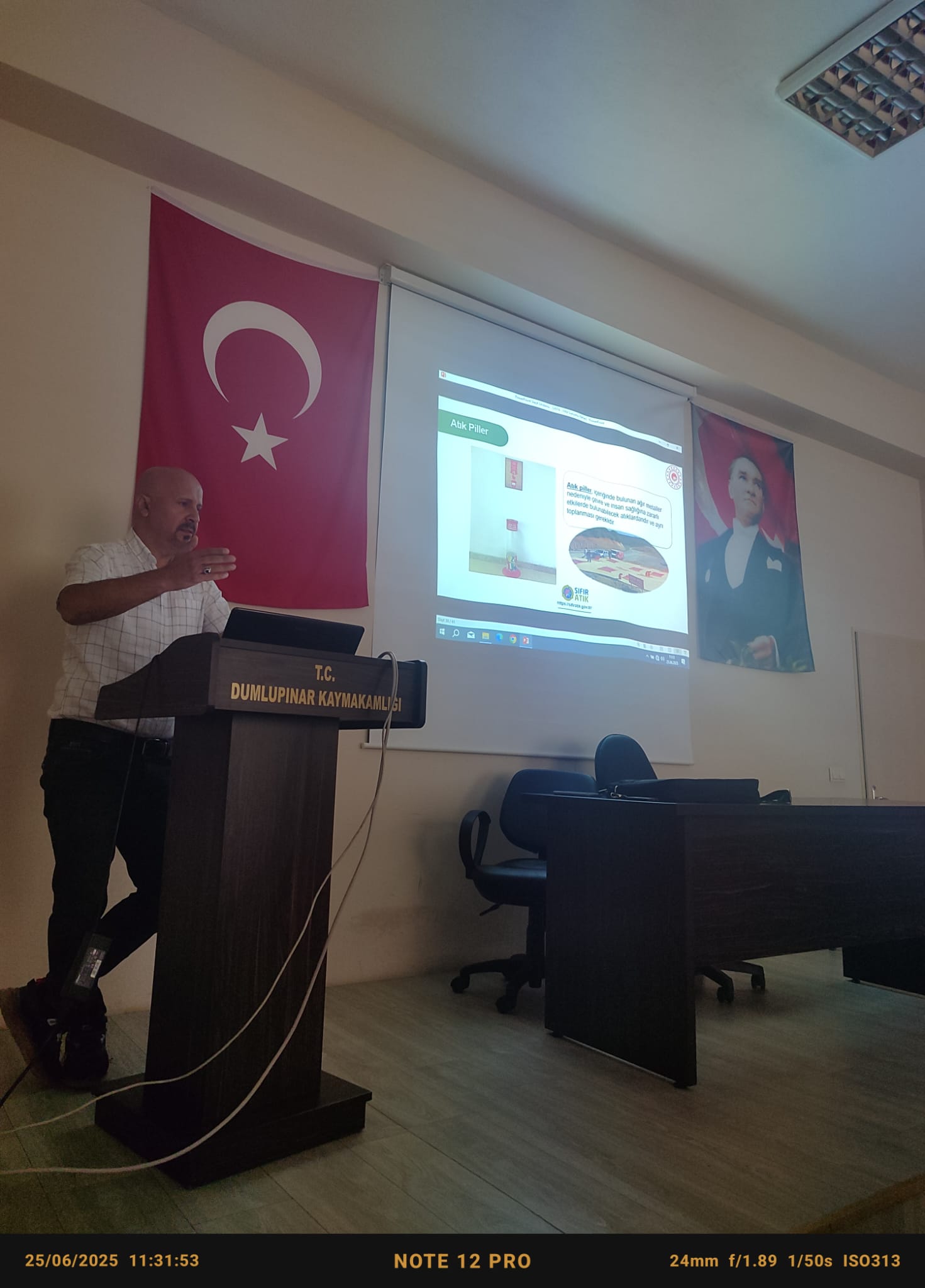Dumlupınar İlçesinde Sıfır Atık Farkındalık Eğitimi Düzenlendi