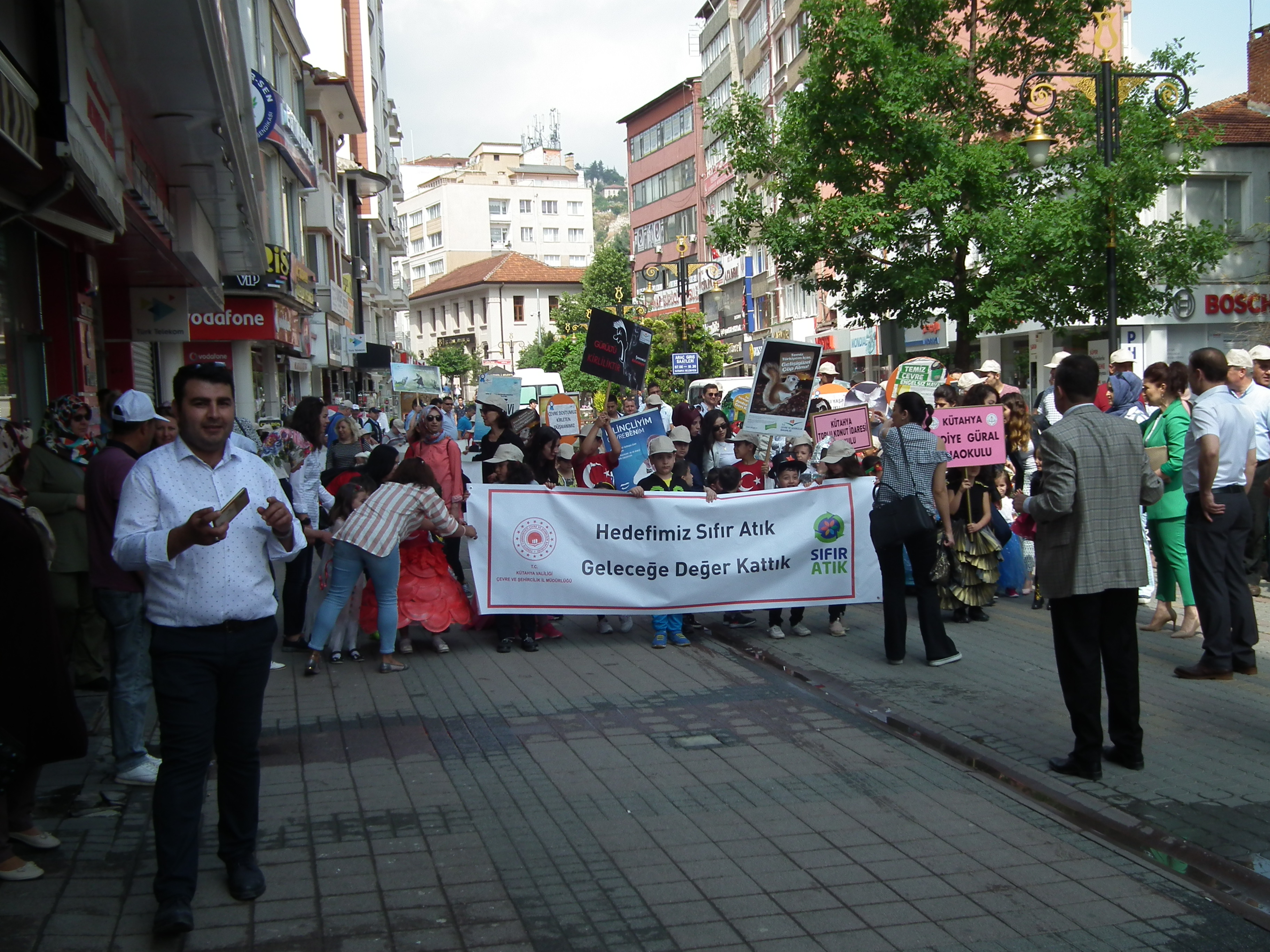 Dünya Çevre Günü Etkinlikleri İlimizde Çoşkuyla Kutlandı