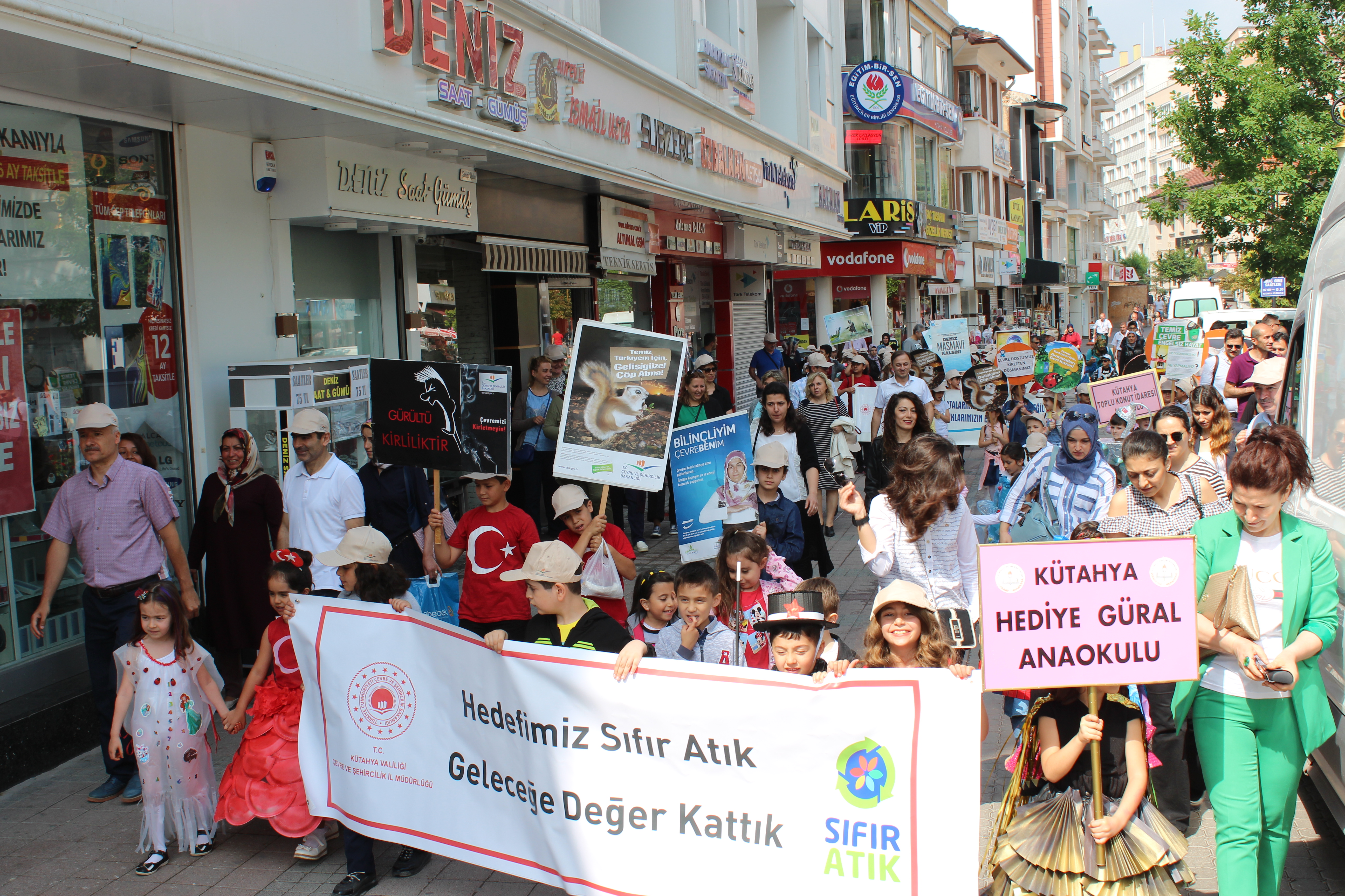 Dünya Çevre Günü Etkinlikleri İlimizde Çoşkuyla Kutlandı