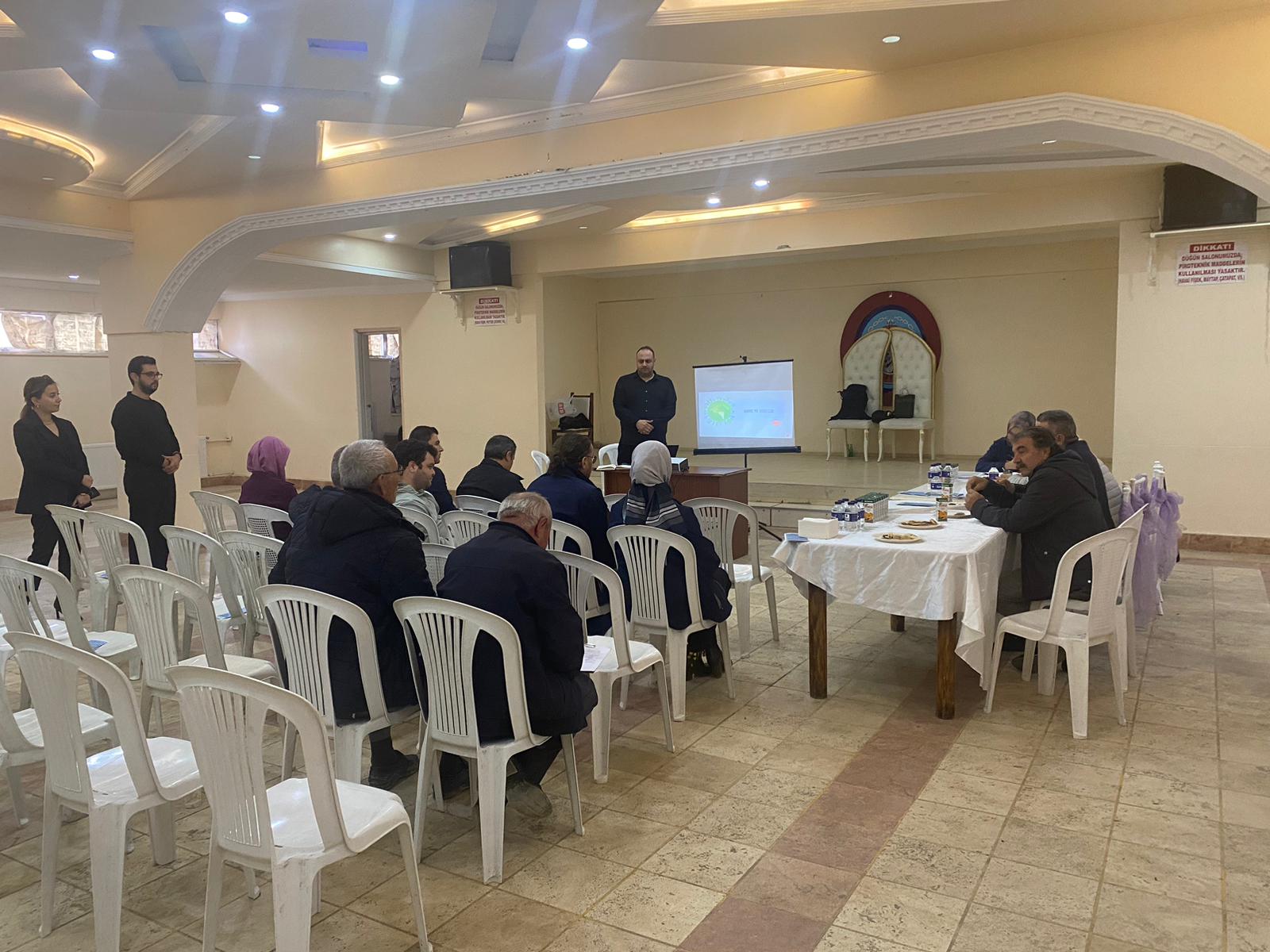 HALKIN BİLGİLENDİRİLMESİ VE SÜRECE KATILIM TOPLANTISI GERÇEKLEŞTİRİLMİŞTİR. (Kütahya İli Emet İlçesi, Esentepe Mahallesi, Akpınar Mevkii ve Hisarcık İlçesi, Karşıyaka Mahallesi, Aşağıyoncaağaç Köyü)