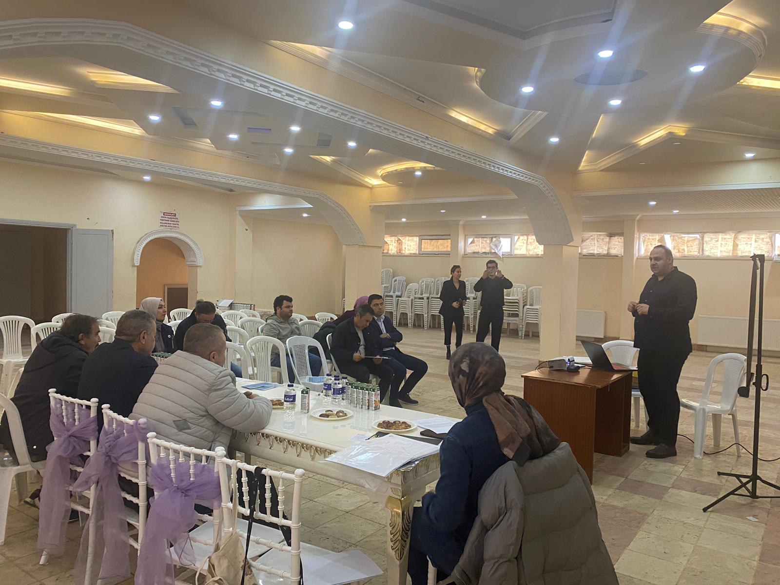 HALKIN BİLGİLENDİRİLMESİ VE SÜRECE KATILIM TOPLANTISI GERÇEKLEŞTİRİLMİŞTİR. (Kütahya İli Emet İlçesi, Esentepe Mahallesi, Akpınar Mevkii ve Hisarcık İlçesi, Karşıyaka Mahallesi, Aşağıyoncaağaç Köyü)