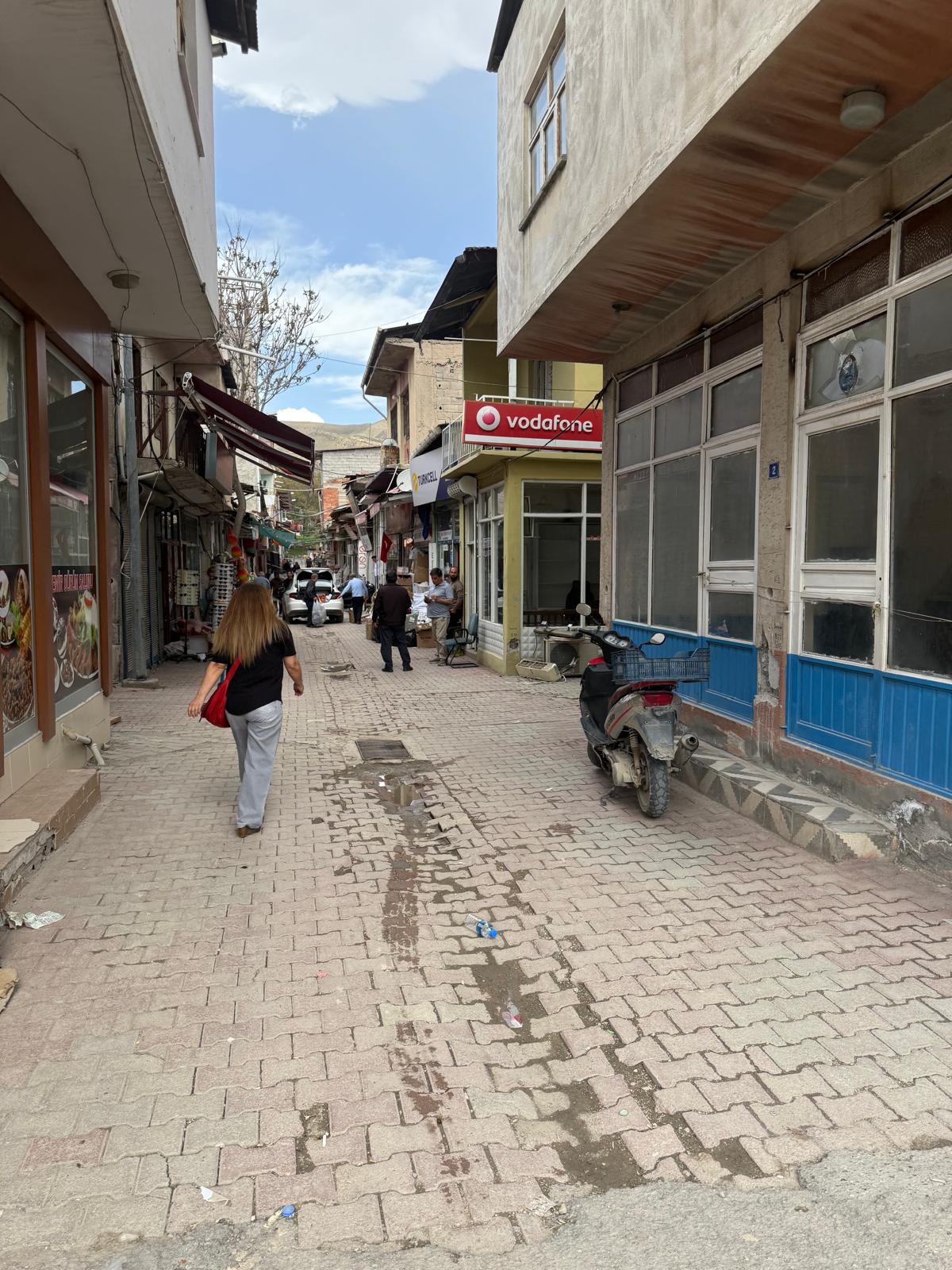İl Müdürümüz Cengiz BAŞER, Darende Kaymakamı Sayın Şeref GÜLYER, Darende Belediye Başkanı Sayın Ali BOZKURT ve Darende Esnaf Temsilcilerinin katılıyla istişare toplantısı düzenlemiştir.