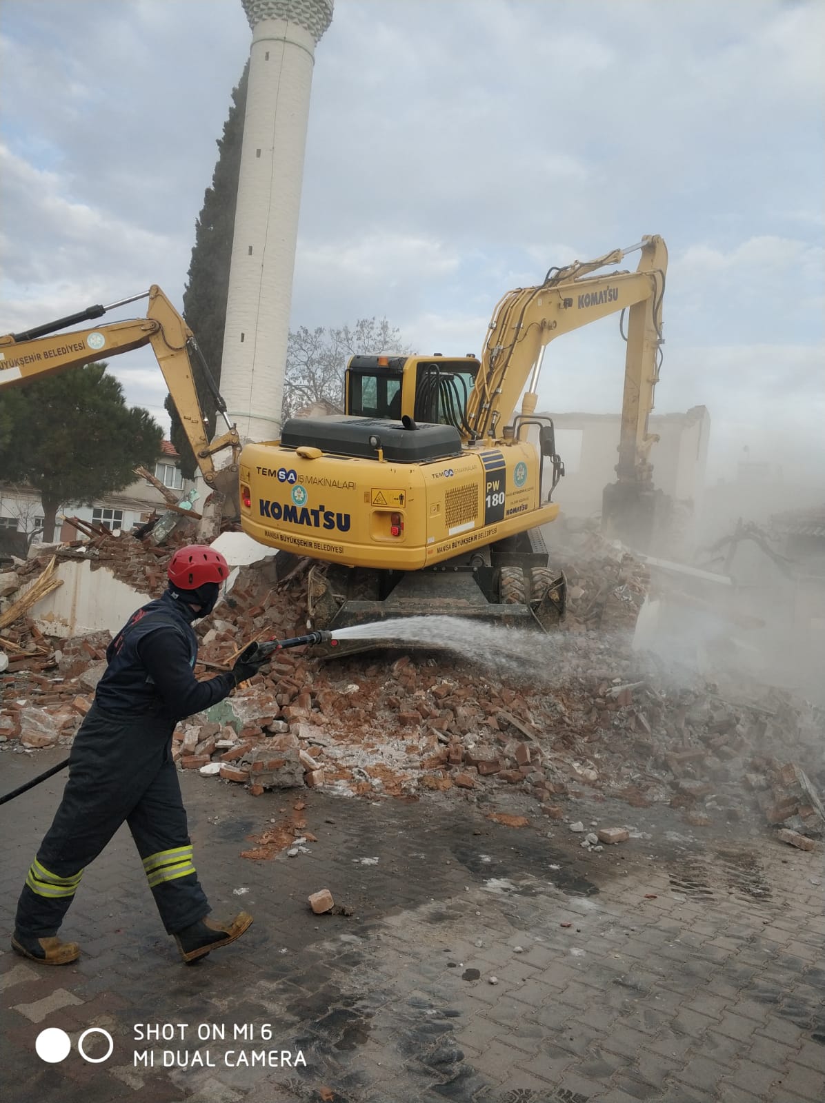 Akhisar İlçesindeki Depremle İlgili Çalışmalar