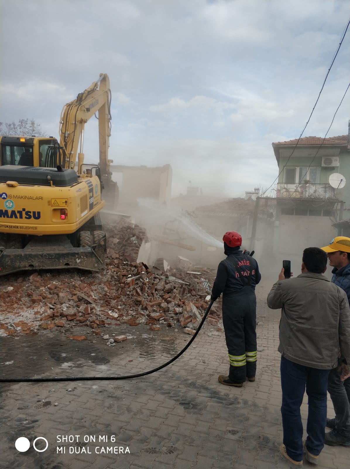 Akhisar İlçesindeki Depremle İlgili Çalışmalar