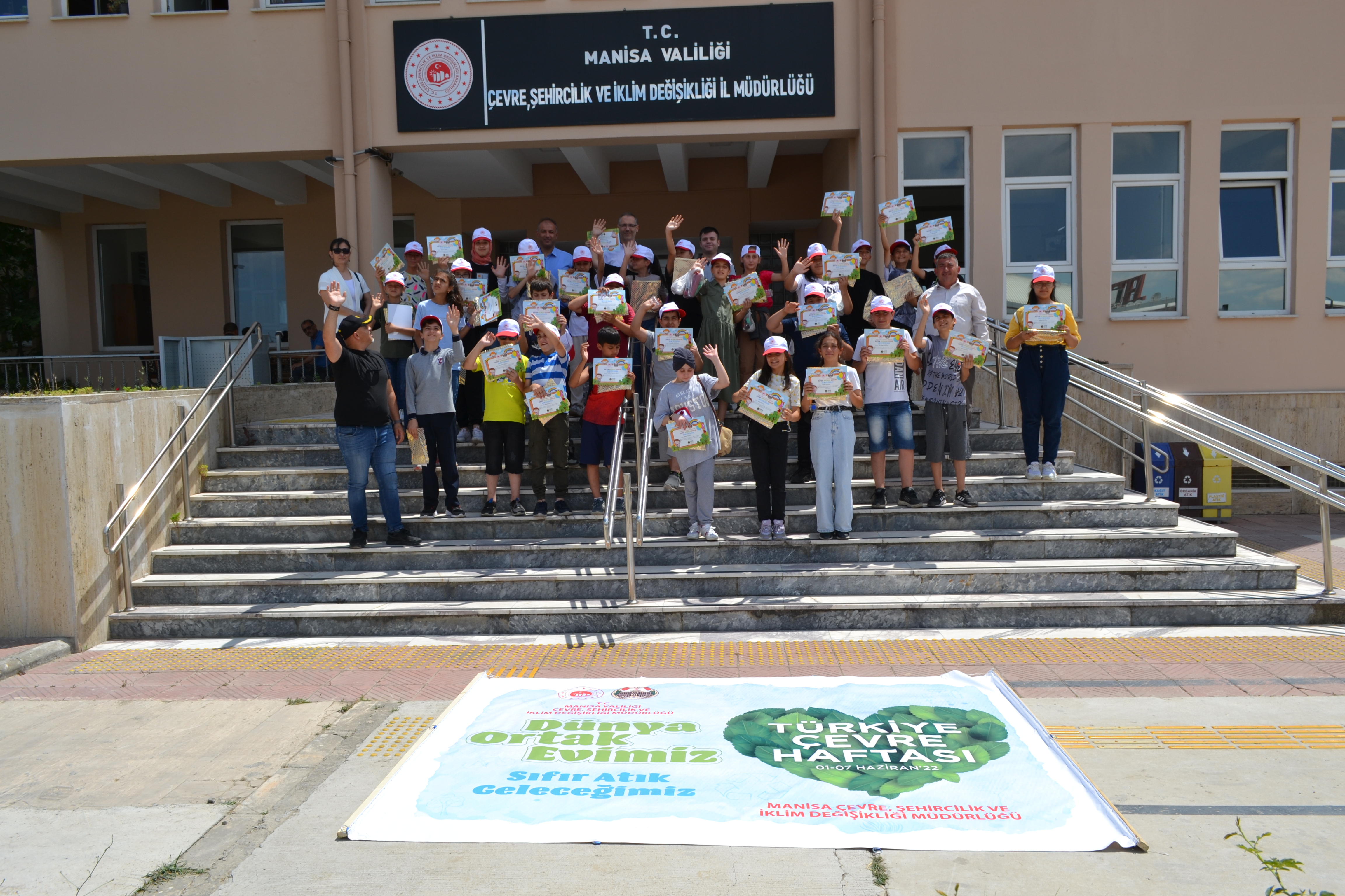 Çevre Haftası Kapsamında ''Trene İlk Binme ve Çevre Gezisi '' Etkinliği Yapıldı.