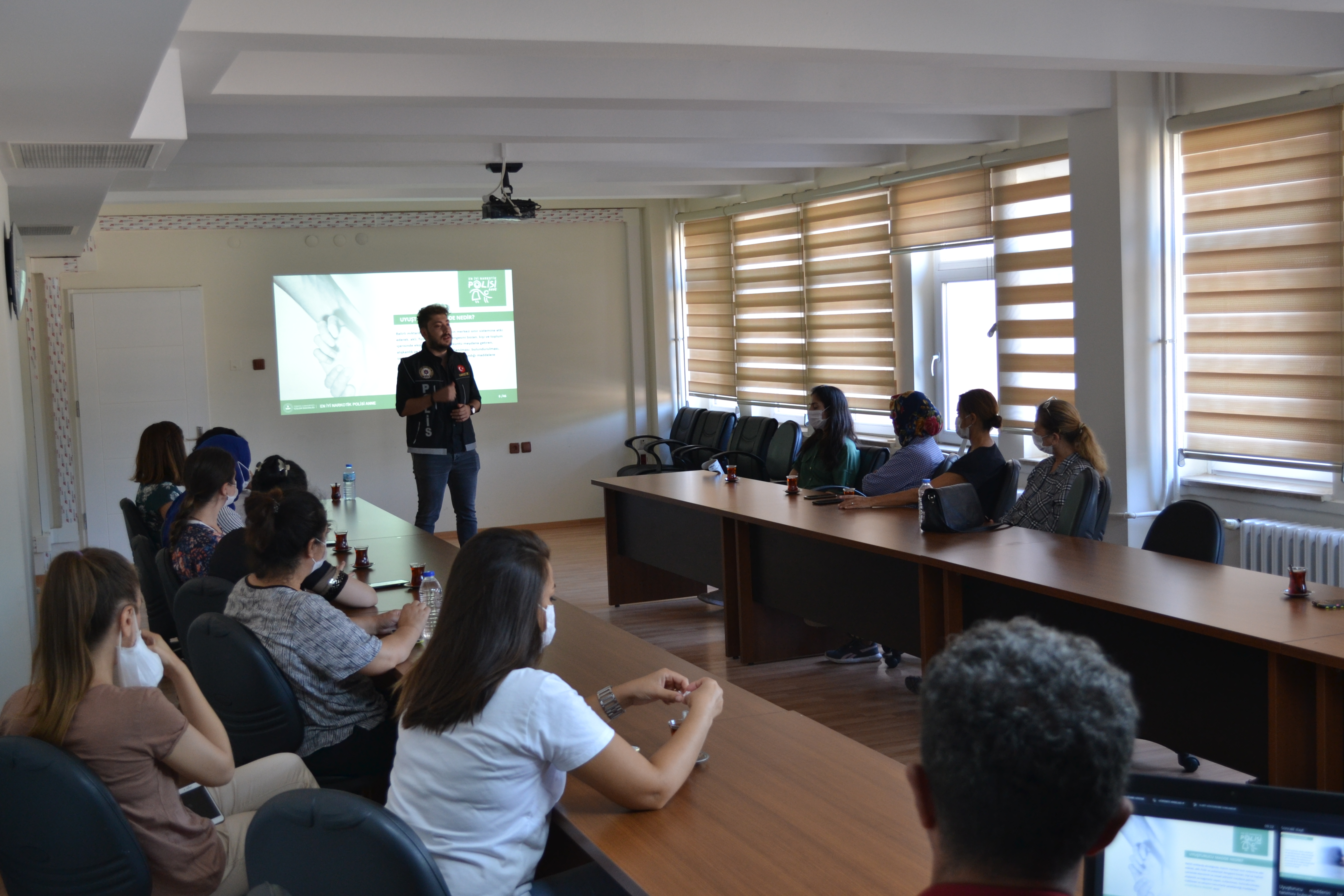 İl Müdürlüğümüzde Bayan Personellere Uyuşturucu Madde İlgili Seminer Verildi