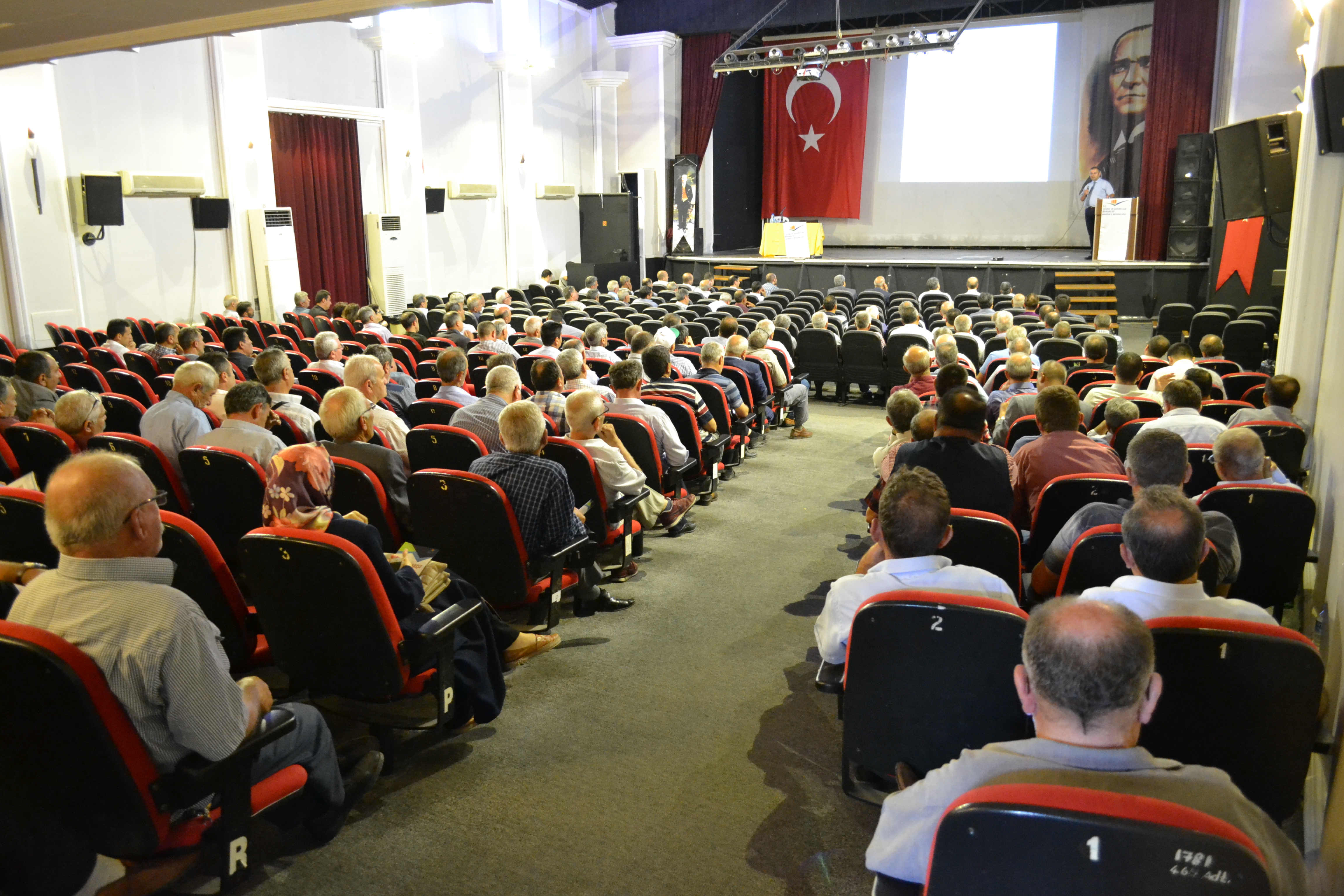 İmar Barışı:  Akhisar, Gölmarmara, Kırkağaç, Soma ve Gördes İlçesine Bilgilendirme Toplantısı Yapıldı