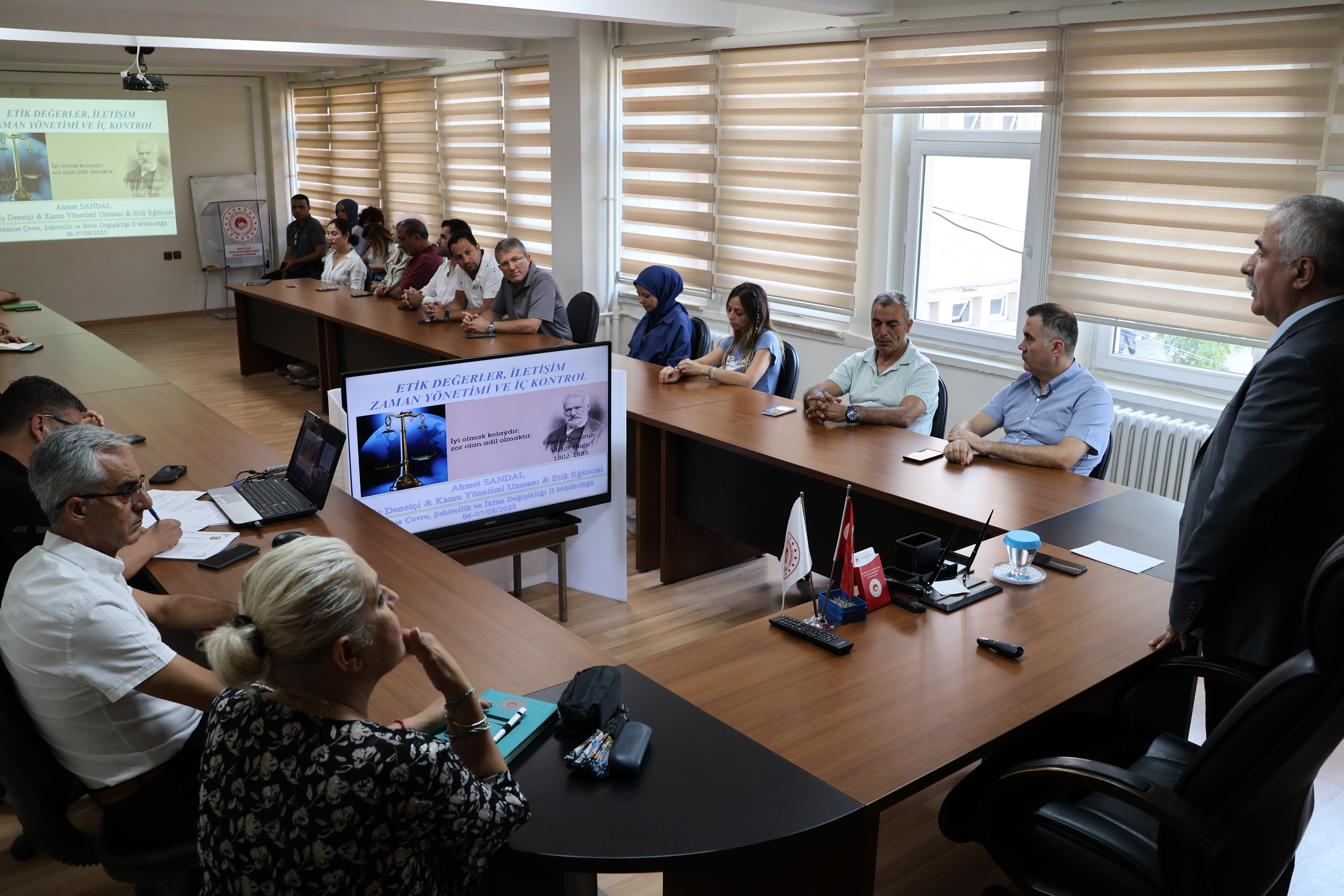 ''Kamu Görevlileri Etik Davranış İlke ve Kuralları, İletişim, Zaman Yönetimi Ve İç Kontrol'' semineri yapılmıştır