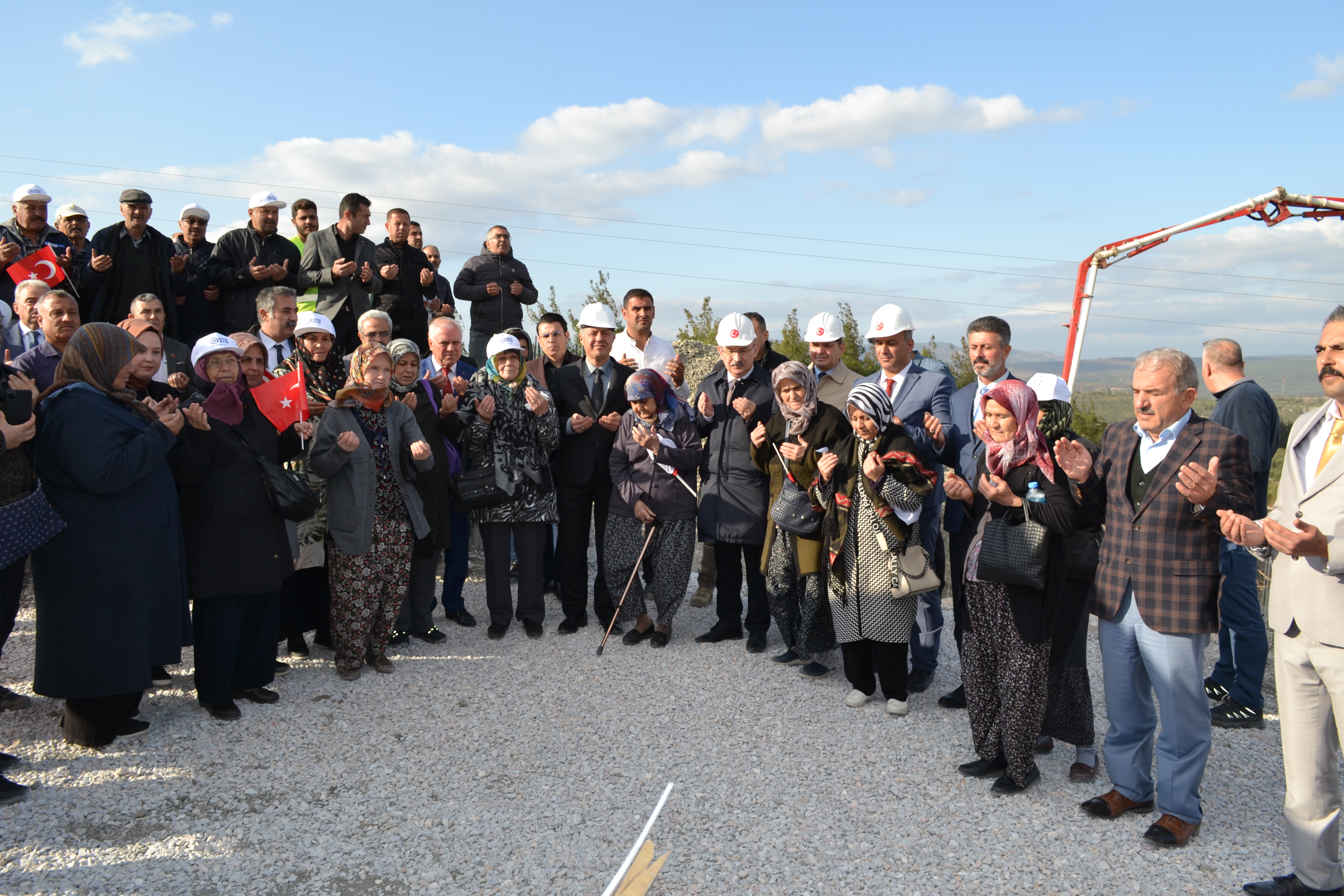 Manisa Soma Maden Rezervi İskanı (54 hane) Yapım İşi Kapsamın da Temel Atma Töreni