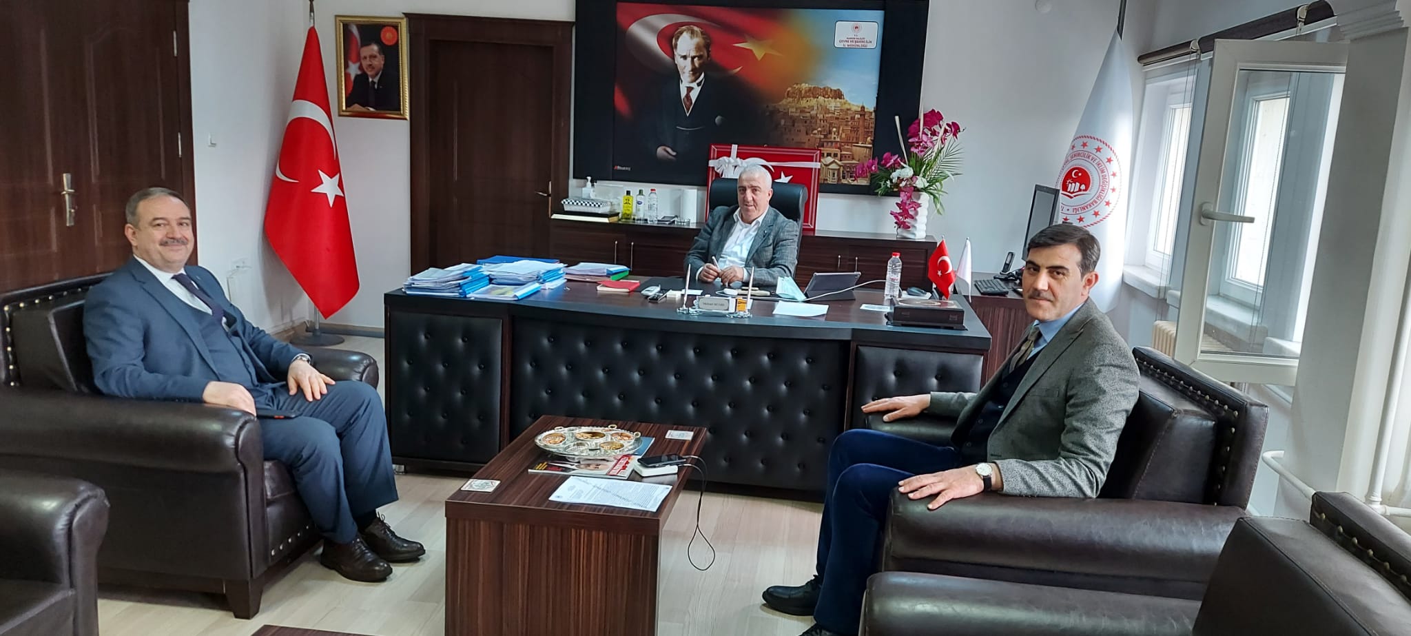 Aile ve Sosyal Hizmetler İl Müdürü, İl Müdürümüzü Ziyaret Etti.