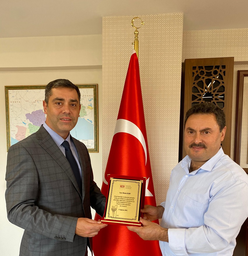 Çukurova Hava Limanı Genel Koordinatörü Sayın Oğuz OFLAZ İl Müdürümüz Sayın Hasan ALAN'ı ziyaret etmiştir.