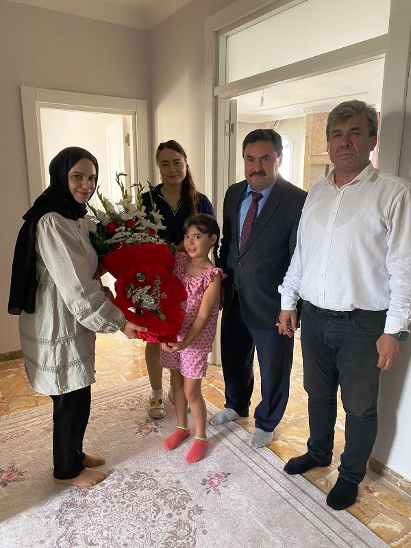 Şehidimiz Ali GÜMÜŞ'ün eşi saygı değer hanımefendi Hanife GÜMÜŞ ziyaret edildi