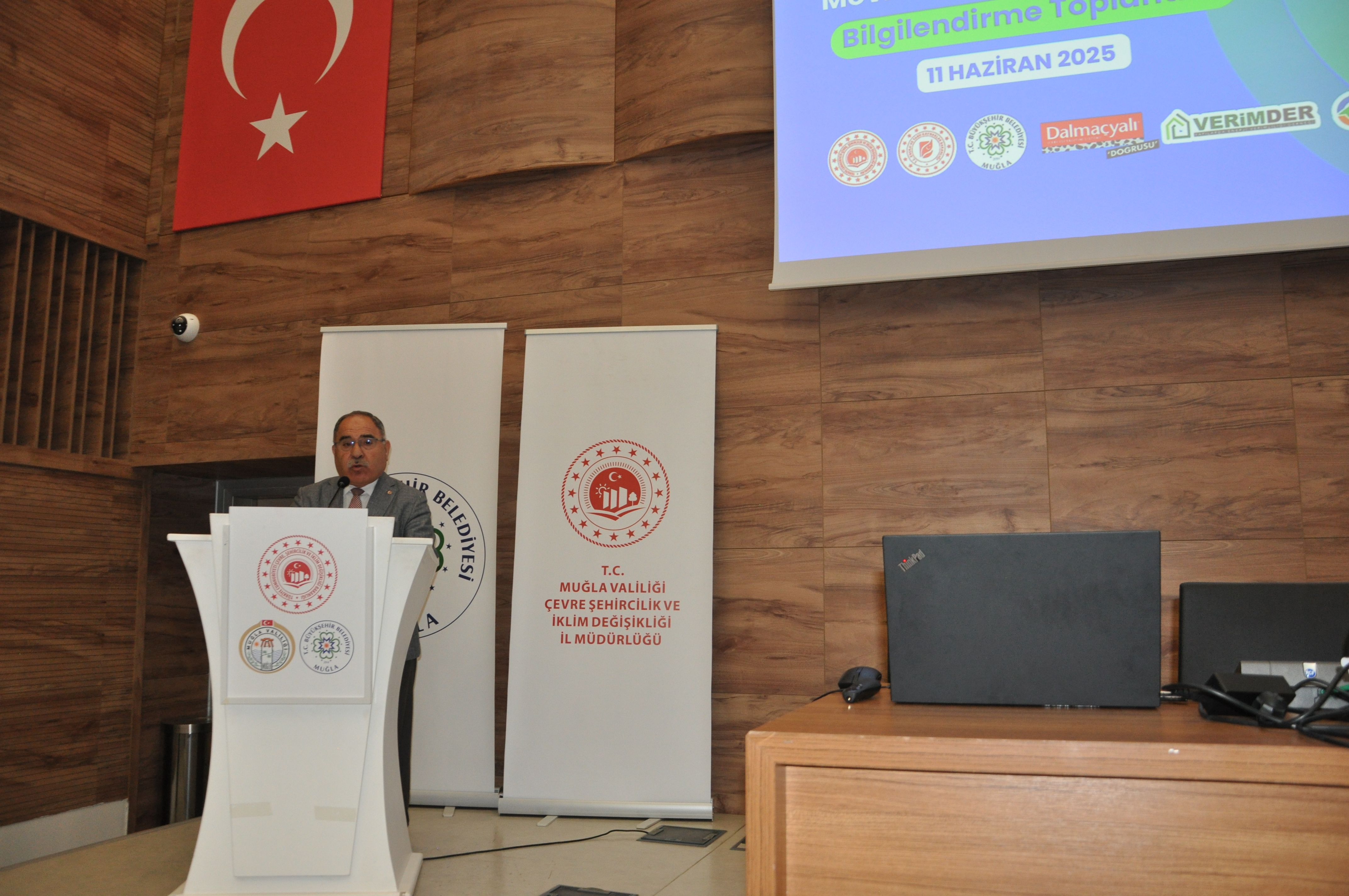 BİNALARDA ENERJİ VERİMLİLİĞİ MEVZUATI VE UYGULAMALARI  İLE İLGİLİ BİLGİLENDİRME TOPLANTISI GERÇEKLEŞTİRİLDİ
