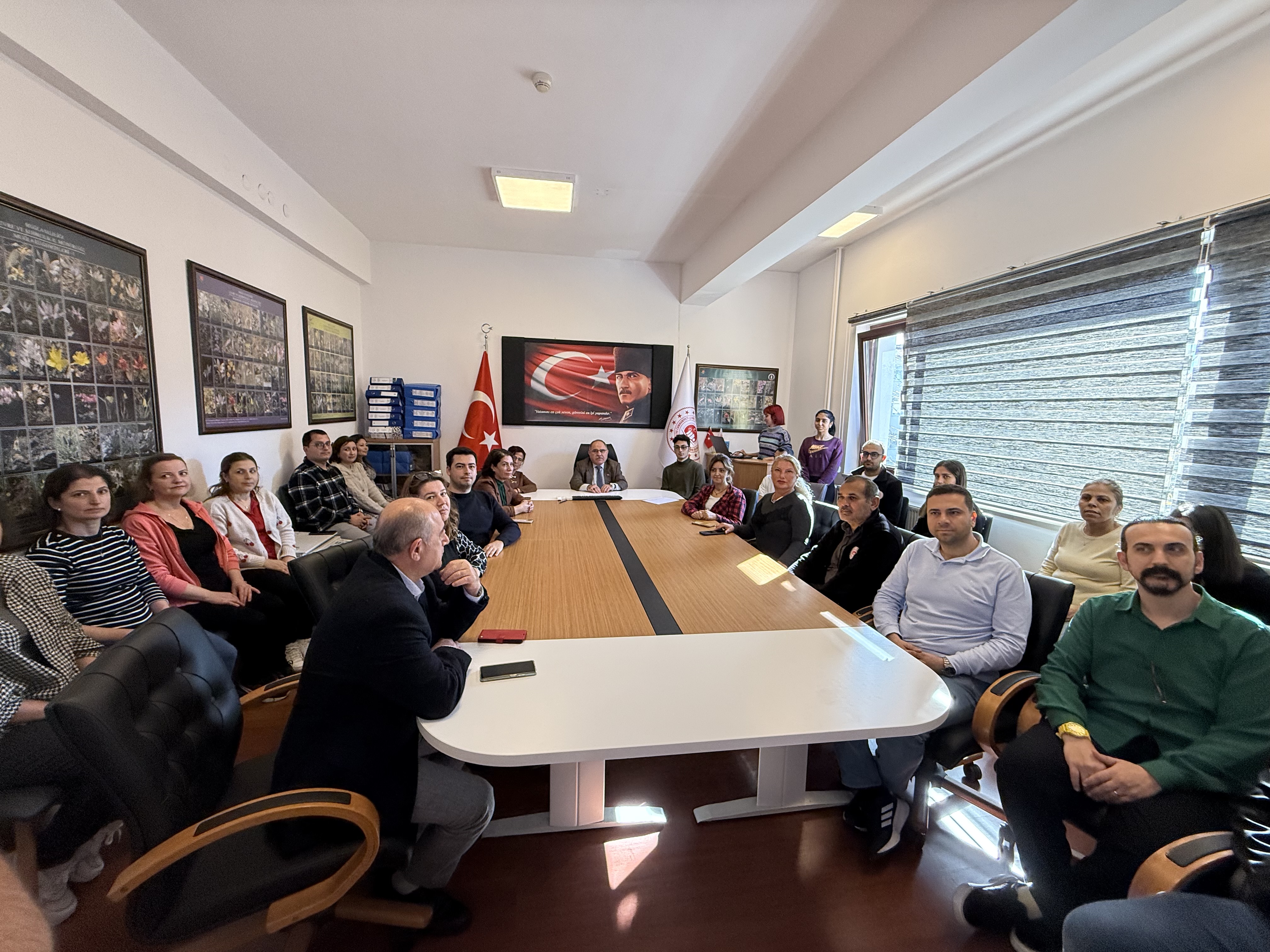 KADINA YÖNELİK ŞİDDETİN ÖNLENMESİ SEMİNERİ DÜZENLENDİ