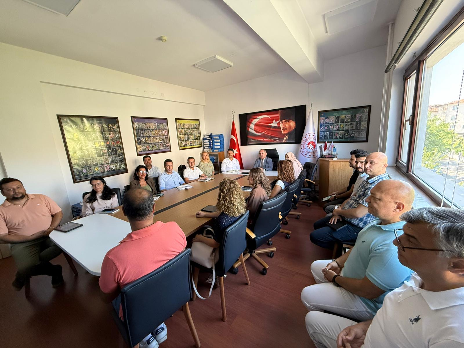 MOBİL ÇEVRE DENETİM UYGULAMALARI HAKKINDA DEĞERLENDİRME TOPLANTISI YAPILDI