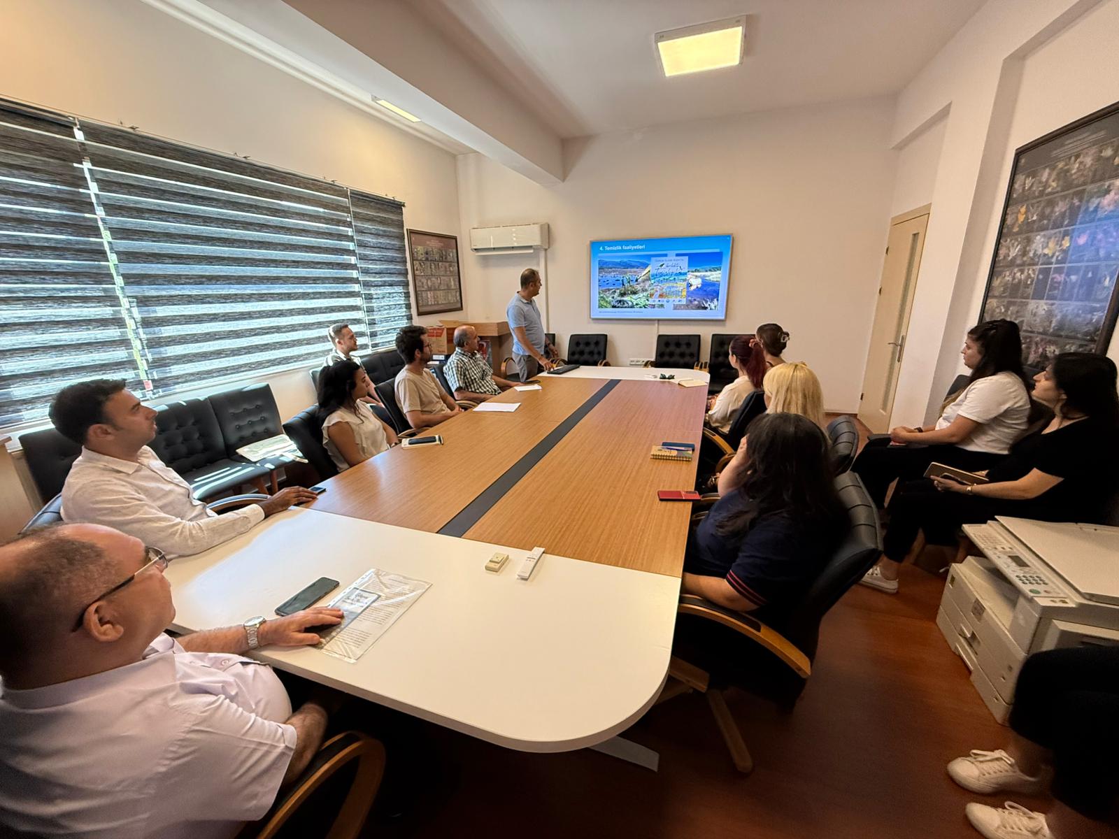 MÜDÜRLÜĞÜMÜZDE EĞİTİM TOPLANTISI GERÇEKLEŞTİRİLDİ