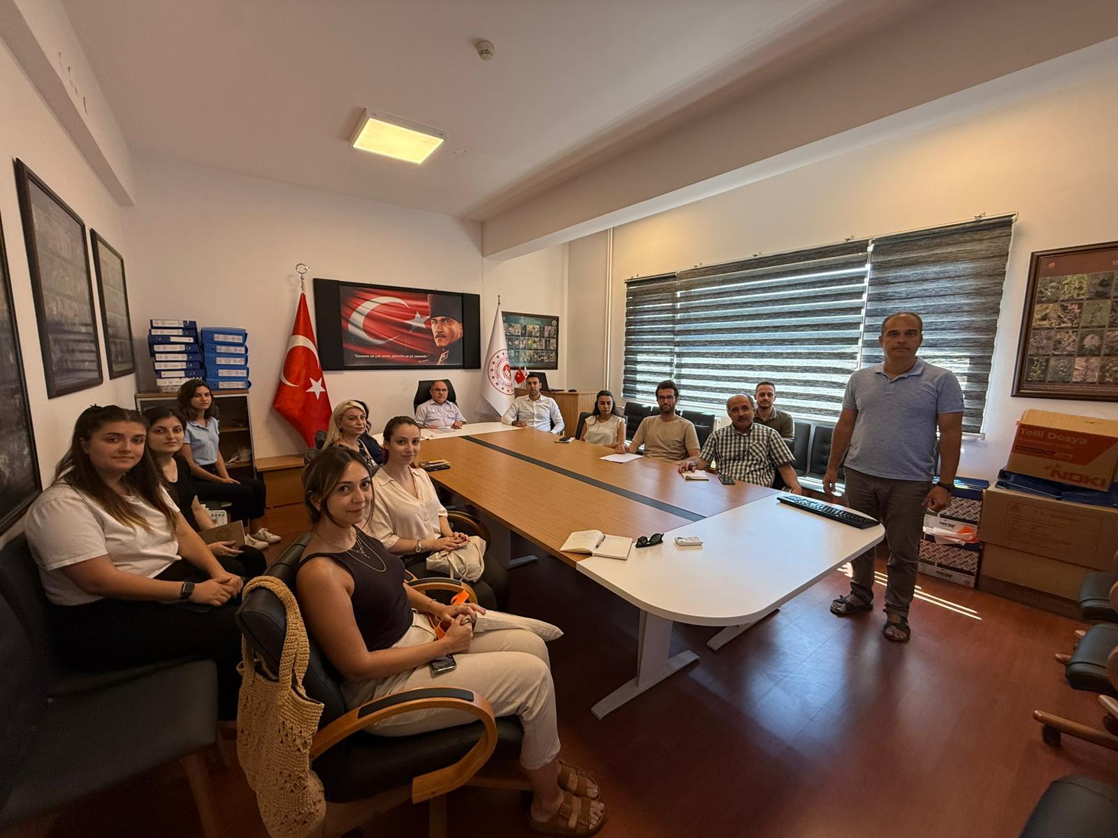 MÜDÜRLÜĞÜMÜZDE EĞİTİM TOPLANTISI GERÇEKLEŞTİRİLDİ