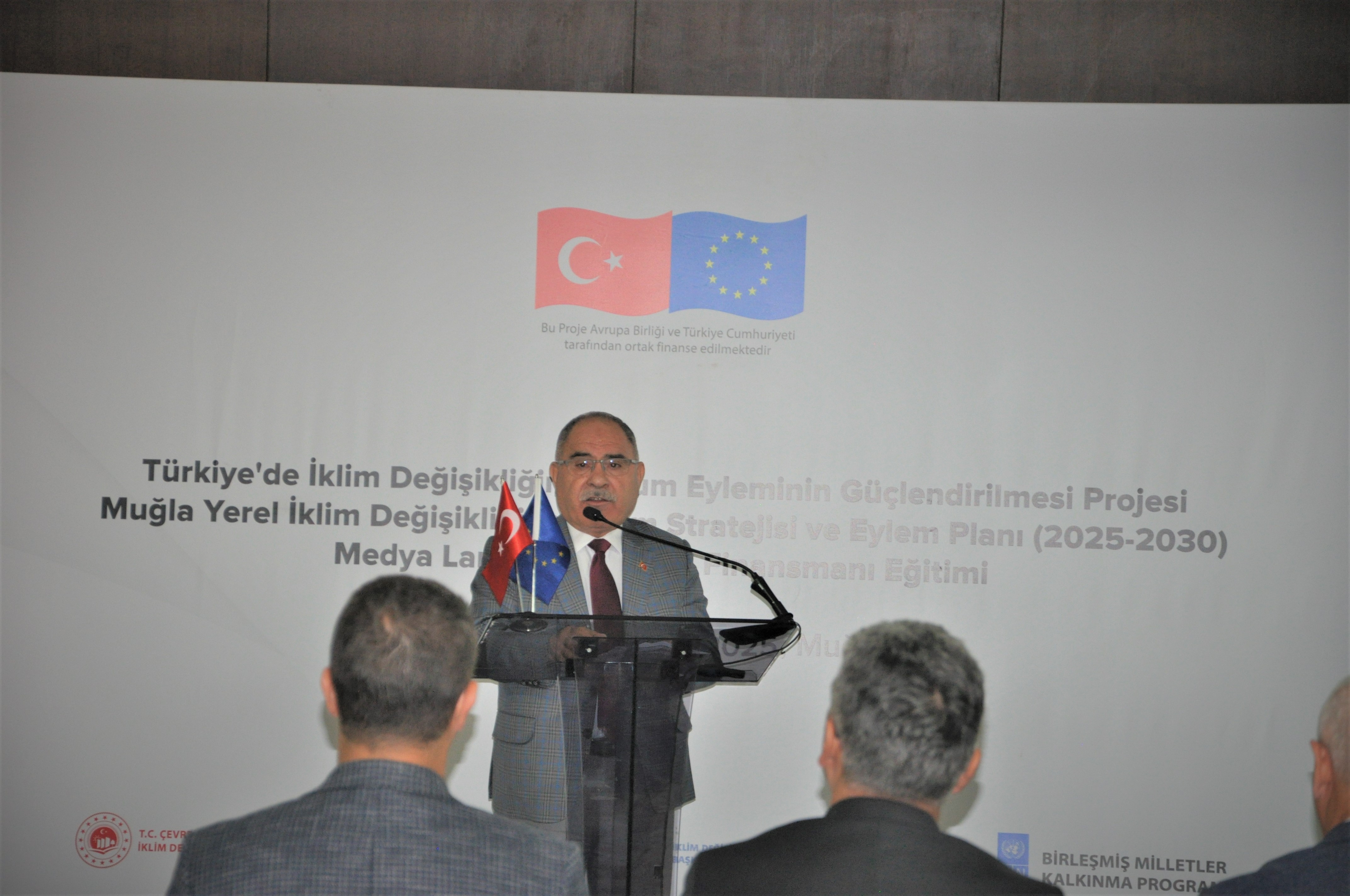 Yerel İklim Değişikliğine Uyum Stratejisi ve Eylem Planı’nı Tanıtmak ve İklim Finansmanı Konusunda Eğitim Gerçekleştirildi.