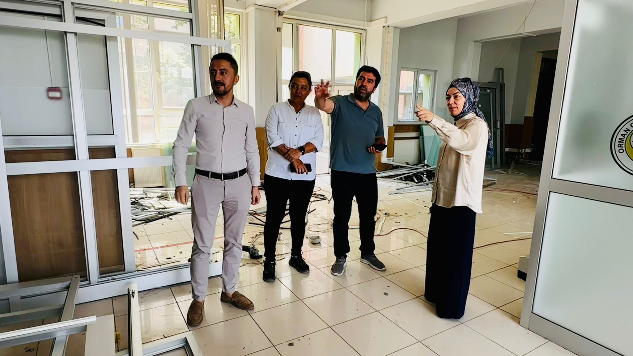 19.06.2025 tarihinde ihalesi yapılan il müdürlüğümüz hizmet binası onarım işinin, 28.07.2025 tarihinde yer teslimi yapılmış ve çalışmalara başlanmıştır. Müdürlüğümüze hayırlı olsun.