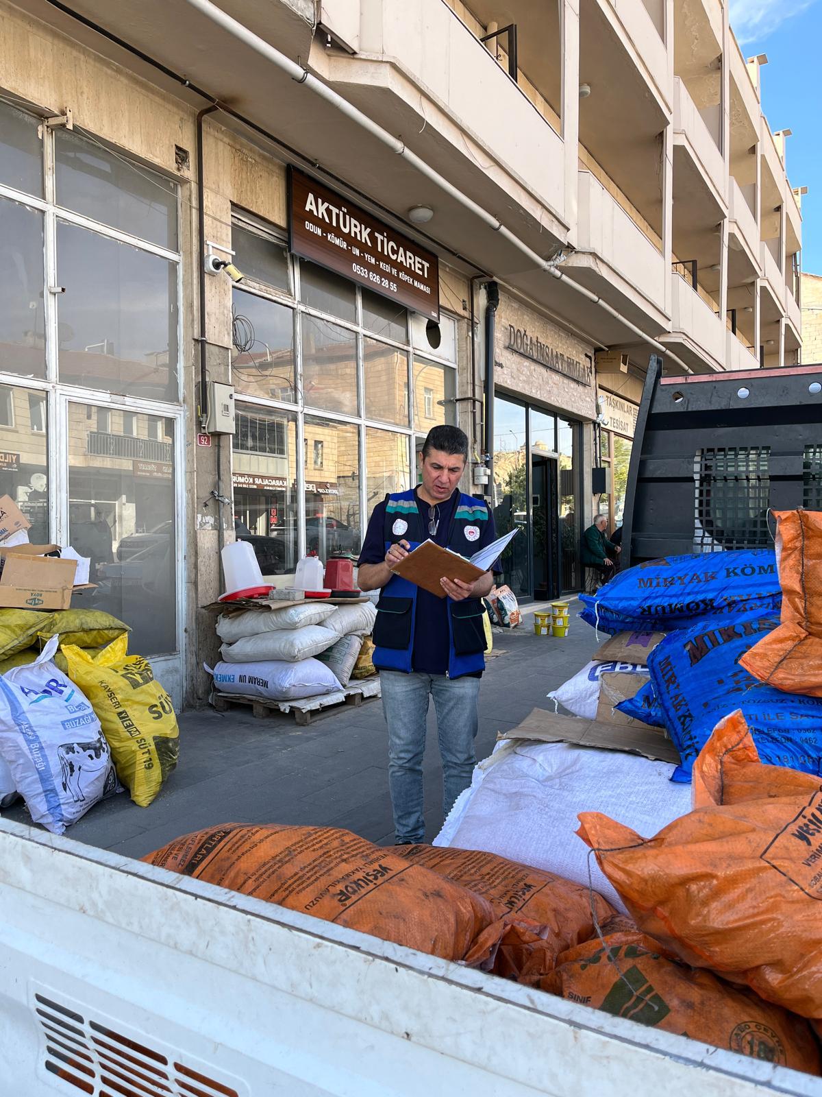 28.10.2025 tarihinde Nevşehir Çevre Şehircilik ve İklim Değişikliği İl Müdürlüğü denetim ekipleri tarafından Nevşehir İl ve İlçelerinde rutin kömür denetimi yapılmıştır.