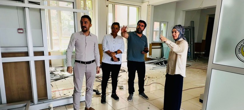 19.06.2025 tarihinde ihalesi yapılan il müdürlüğümüz hizmet binası onarım işinin, 28.07.2025 tarihinde yer teslimi yapılmış ve çalışmalara başlanmıştır. Müdürlüğümüze hayırlı olsun.
