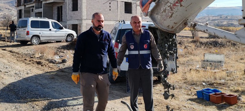 İl Müdürlüğümüz Personellerince Beton numunesi örneği alınmıştır.